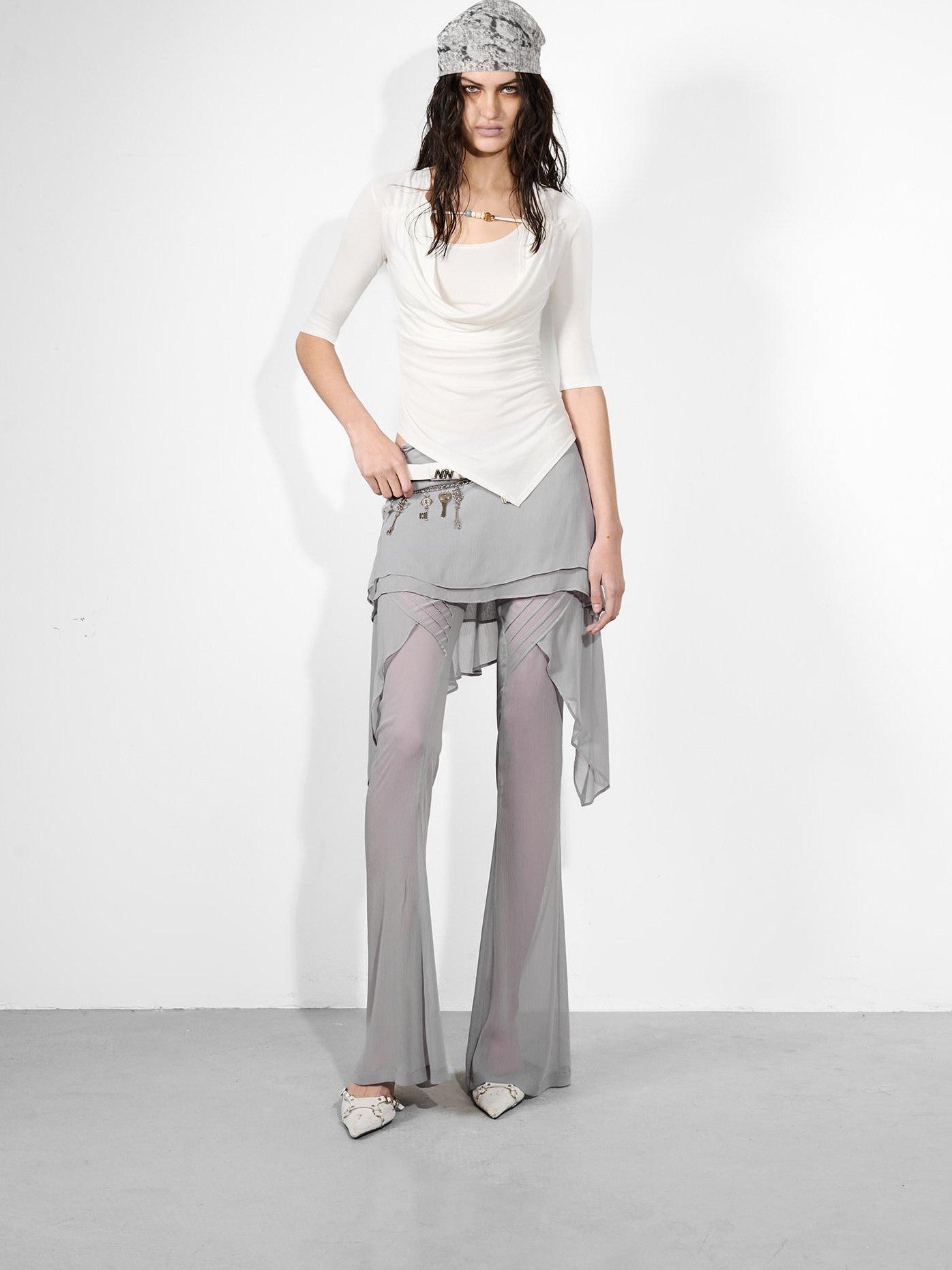 NORTH NODE Ripple Beaded U Neck Pleated Women&