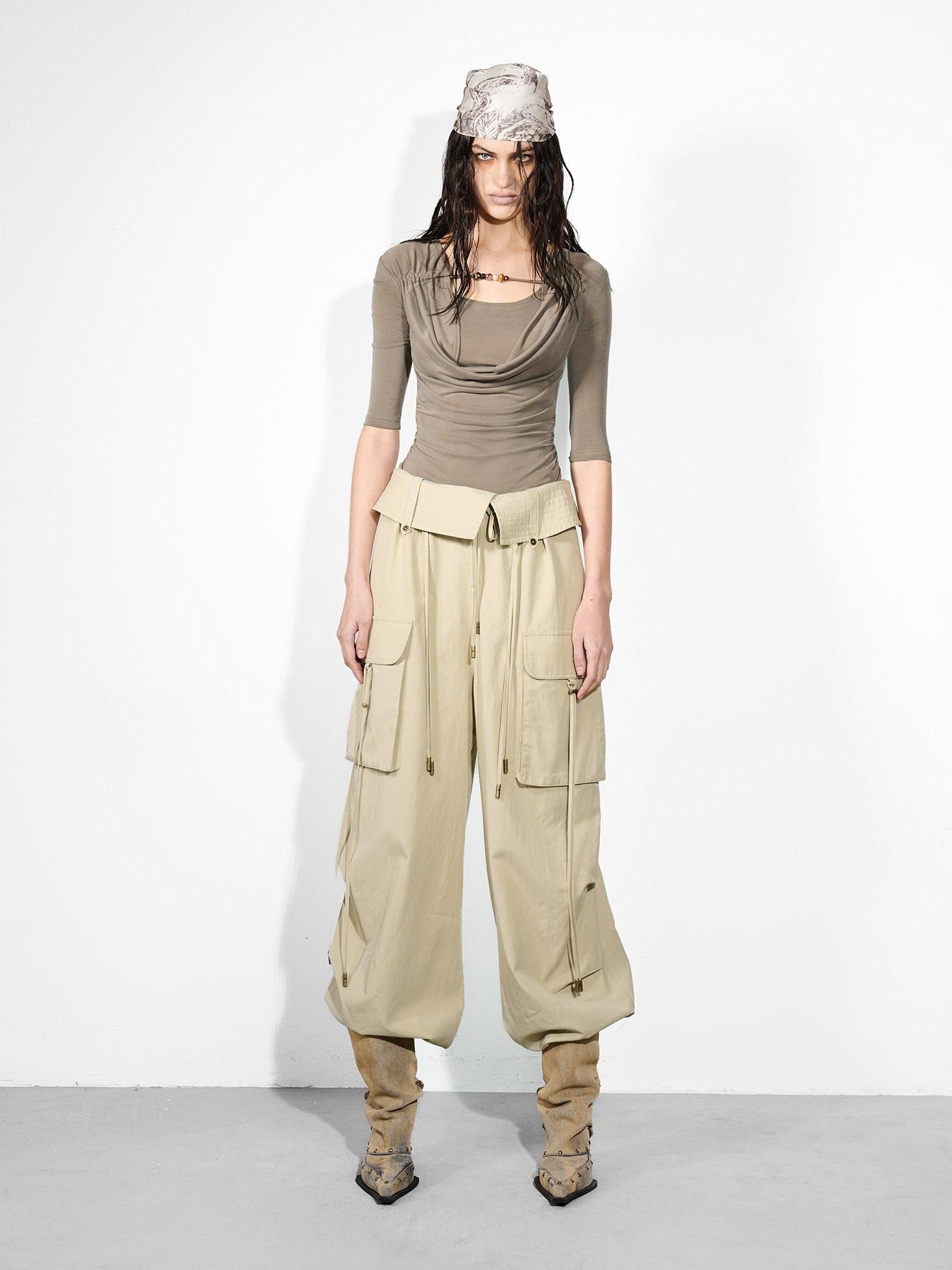 NORTH NODE Ripple Beaded U Neck Pleated Women&