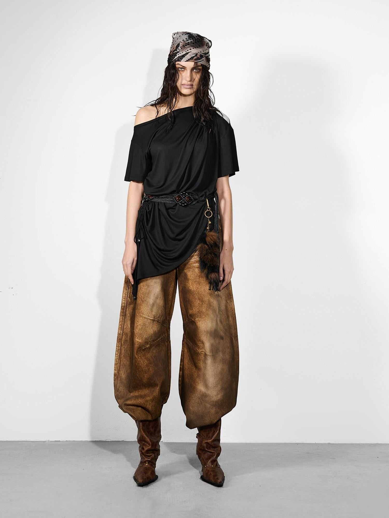 NORTH NODE Ruched Asymmetrical Off Shoulder Short Sleeve Women&