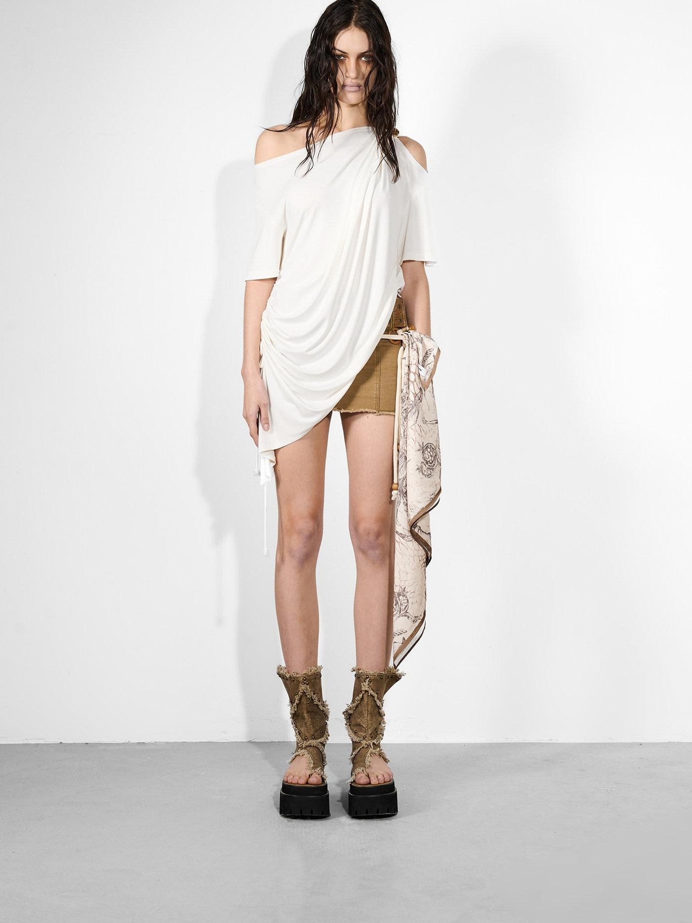 NORTH NODE Ruched Asymmetrical Off Shoulder Short Sleeve Women&