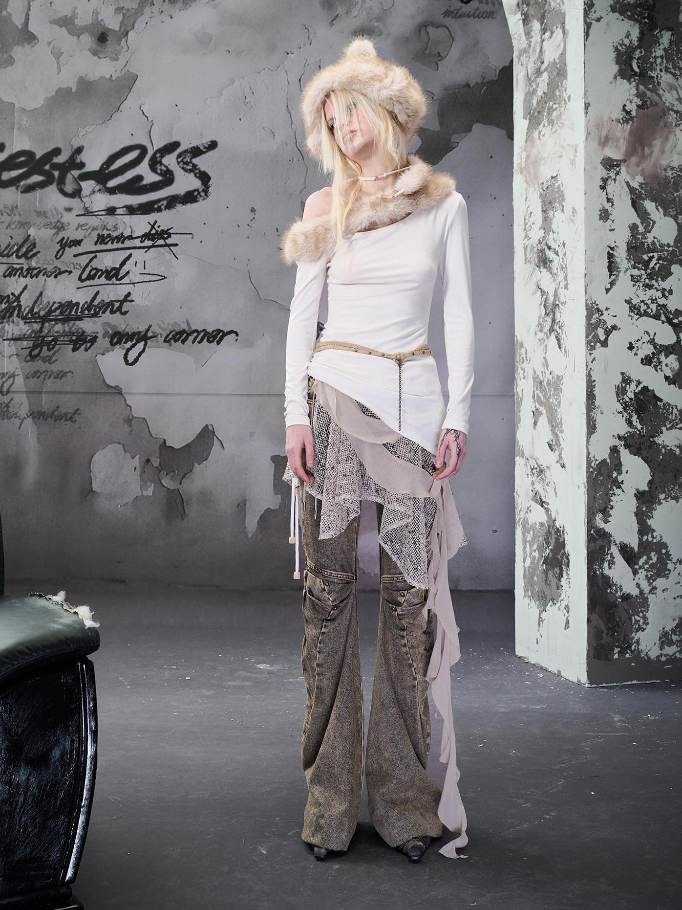 NORTH NODE Ruched Fur Collar Asymmetrical Shoulder Women&