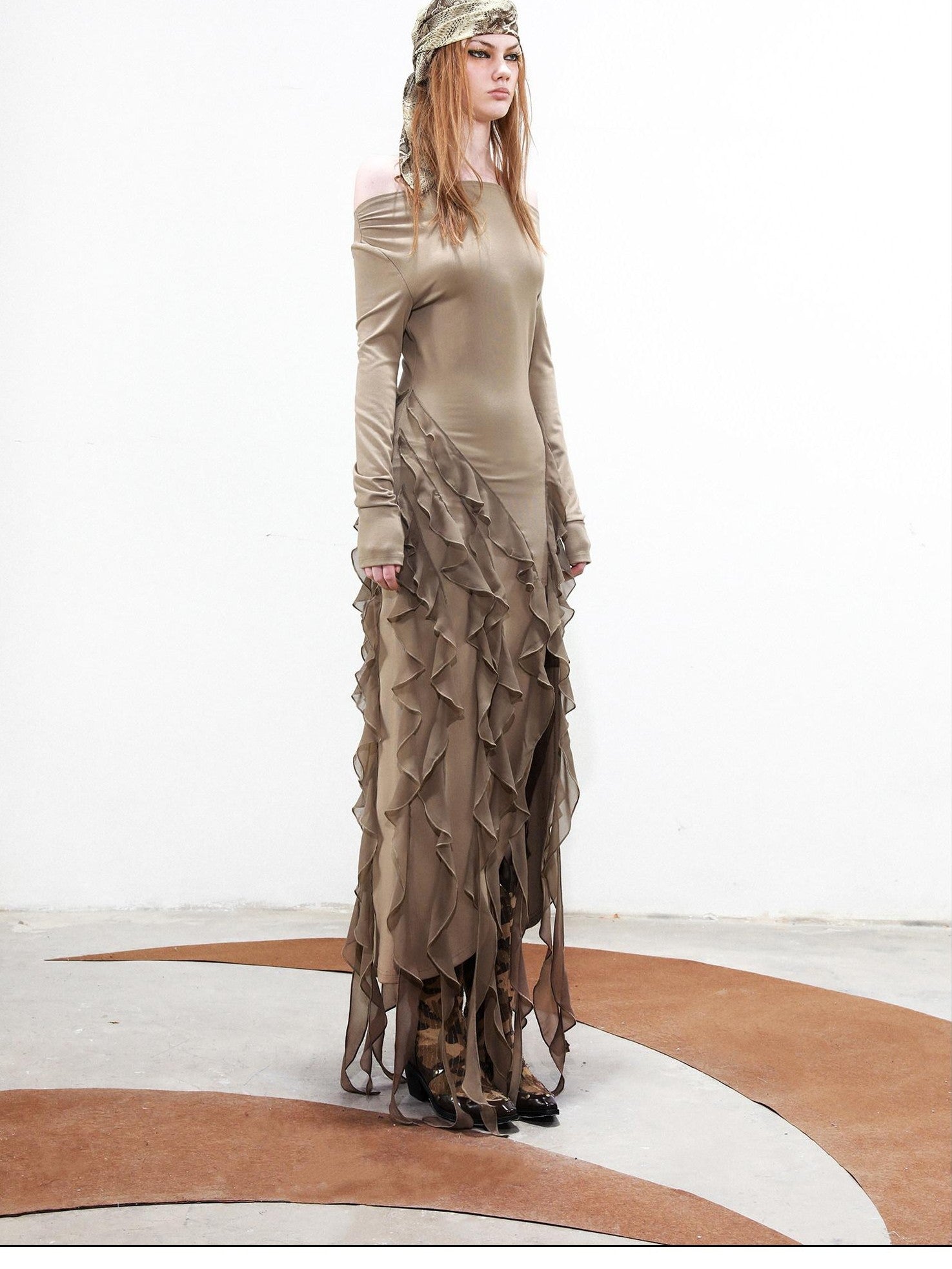 NORTH NODE Ruffled Hem Detachable Vest Two Piece Women&
