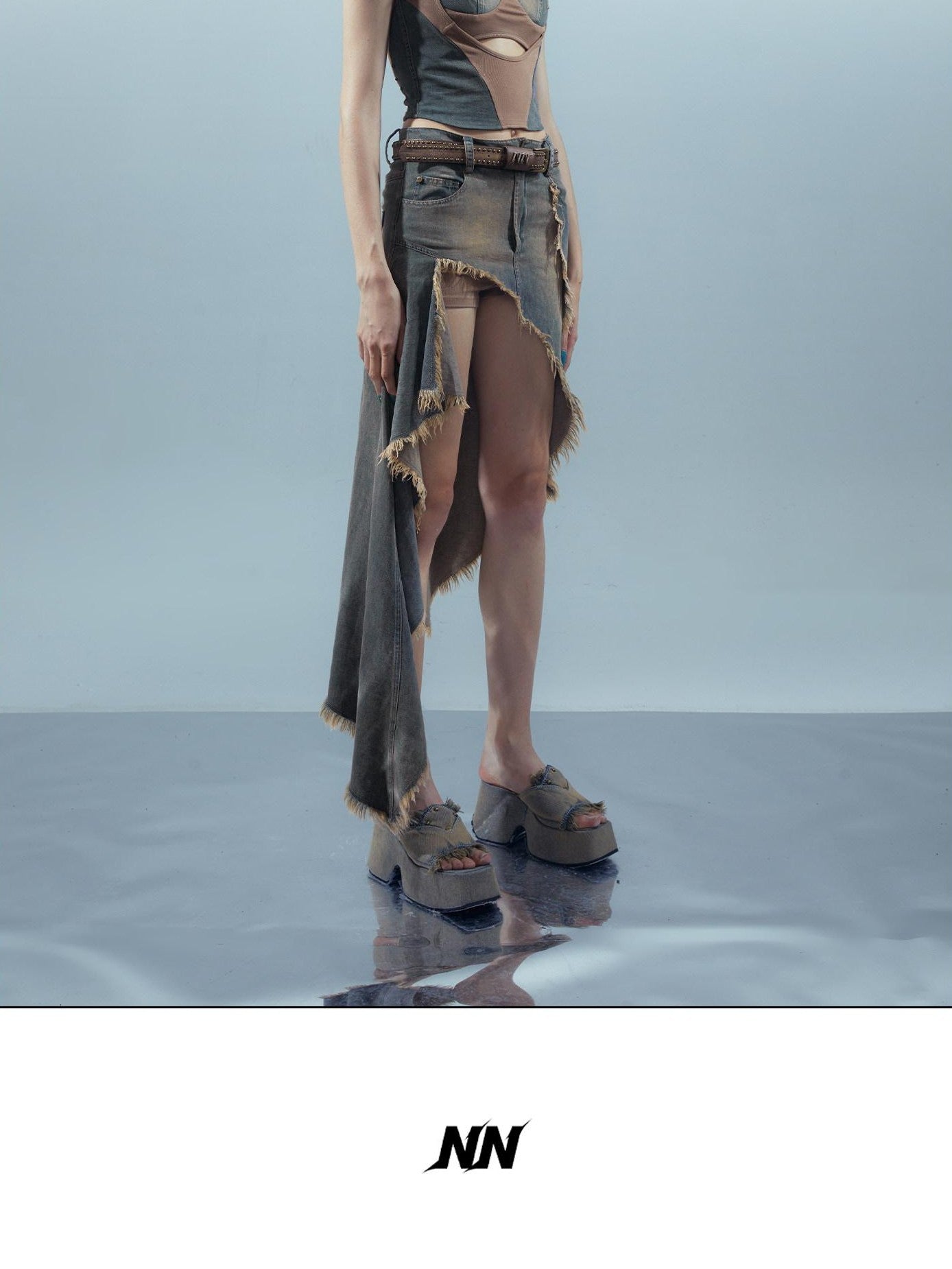 NORTH NODE Rust Wash Distressed Frayed Edge Women&