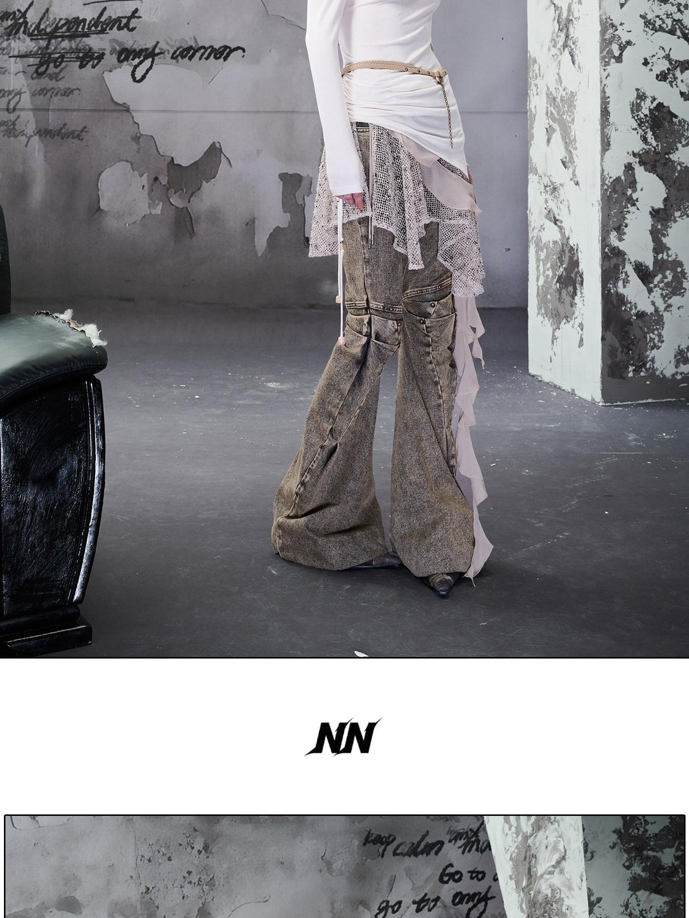 NORTH NODE Snake Print Panel Asymmetrical Ruffle Waistband Women&