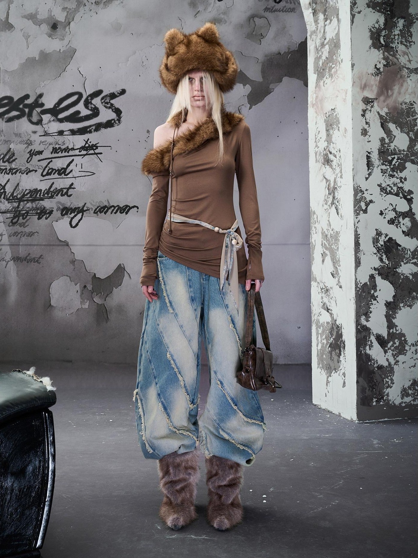NORTH NODE Spiral Cut Washed Raw Hem Pocket Women&