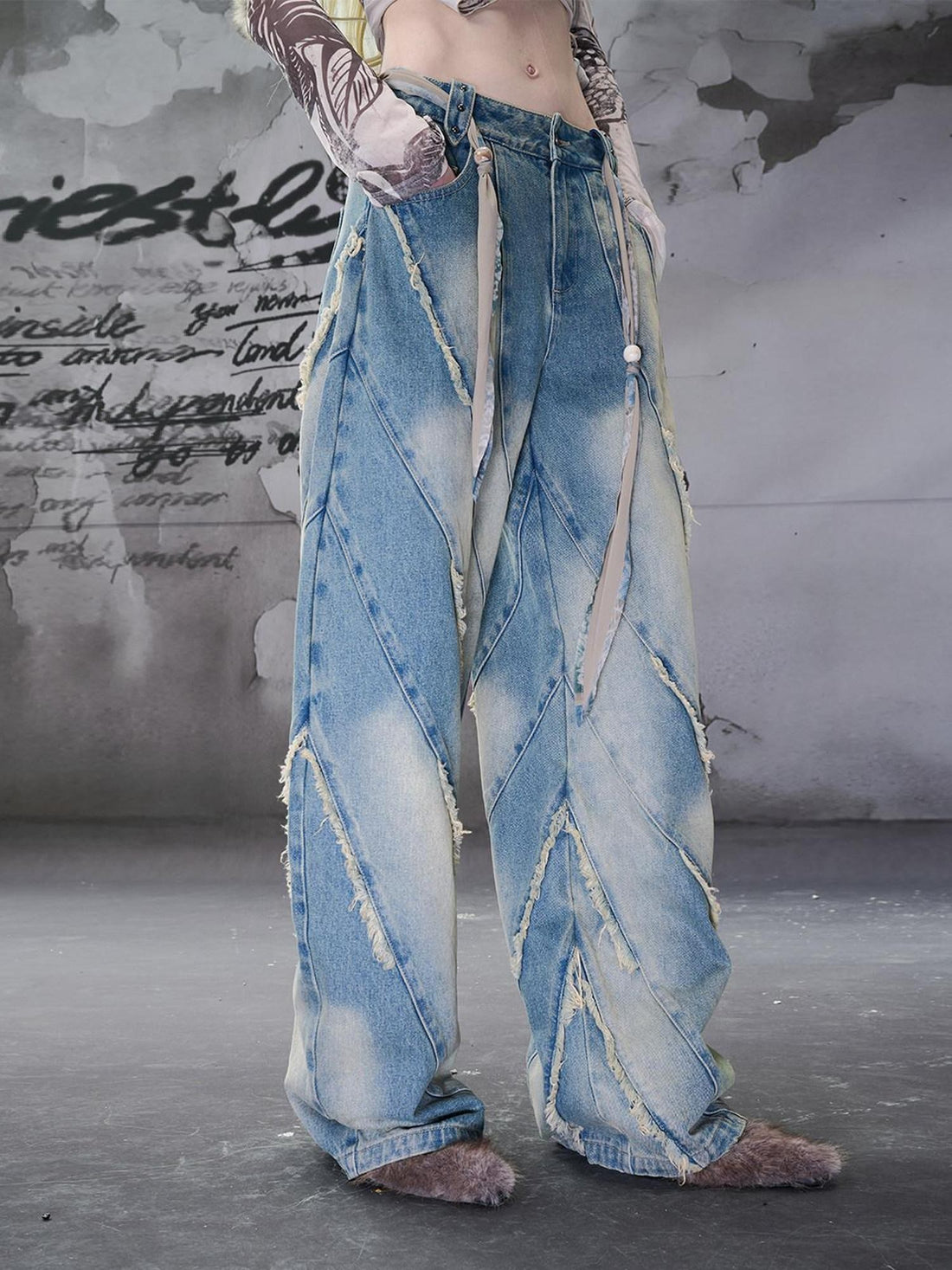 NORTH NODE Spiral Cut Washed Raw Hem Pocket Women&