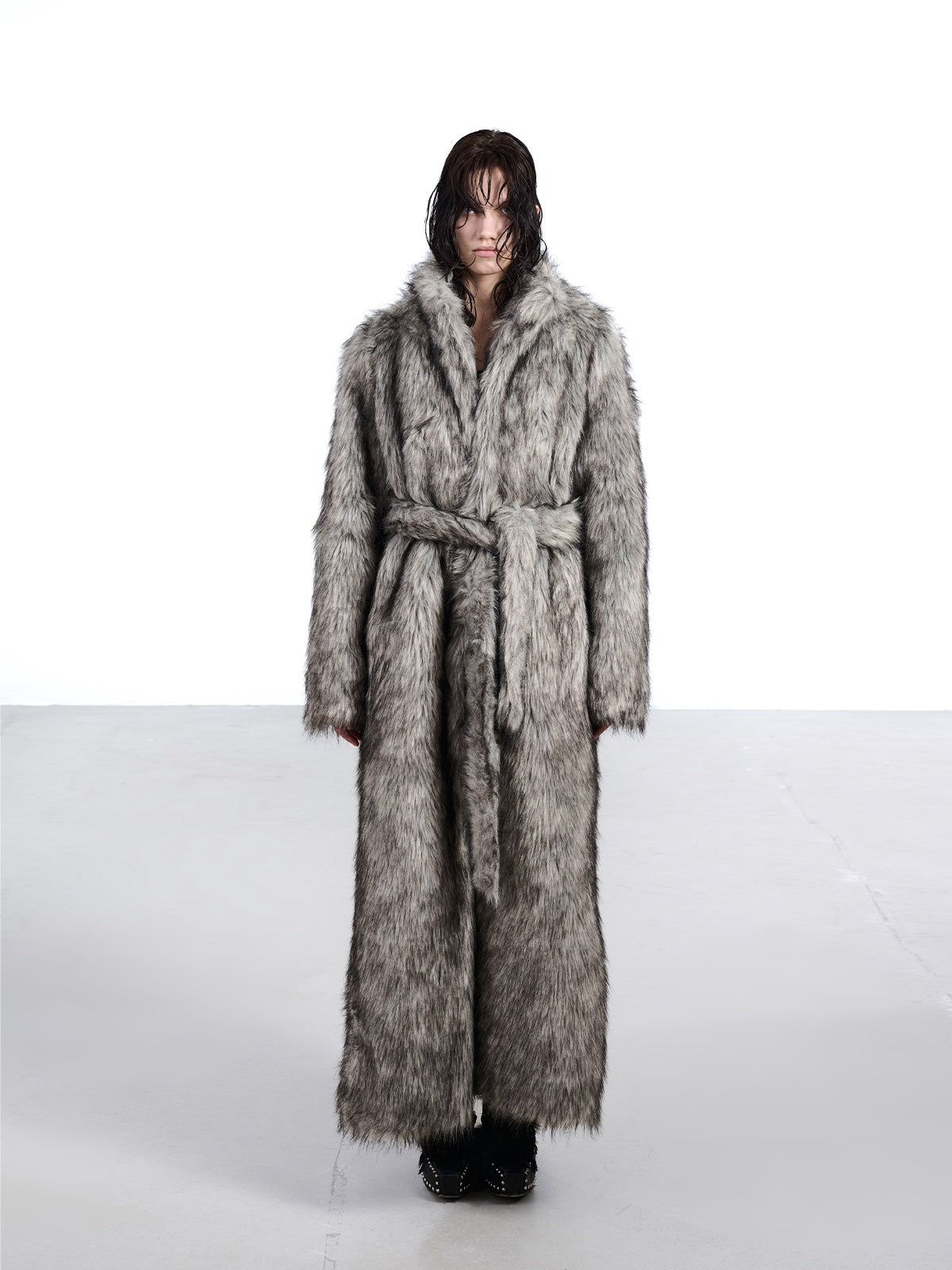 NORTH_NODE_Thick_Faux_Fur_Stand_Collar_Oversized_Pajama_Style_Women&