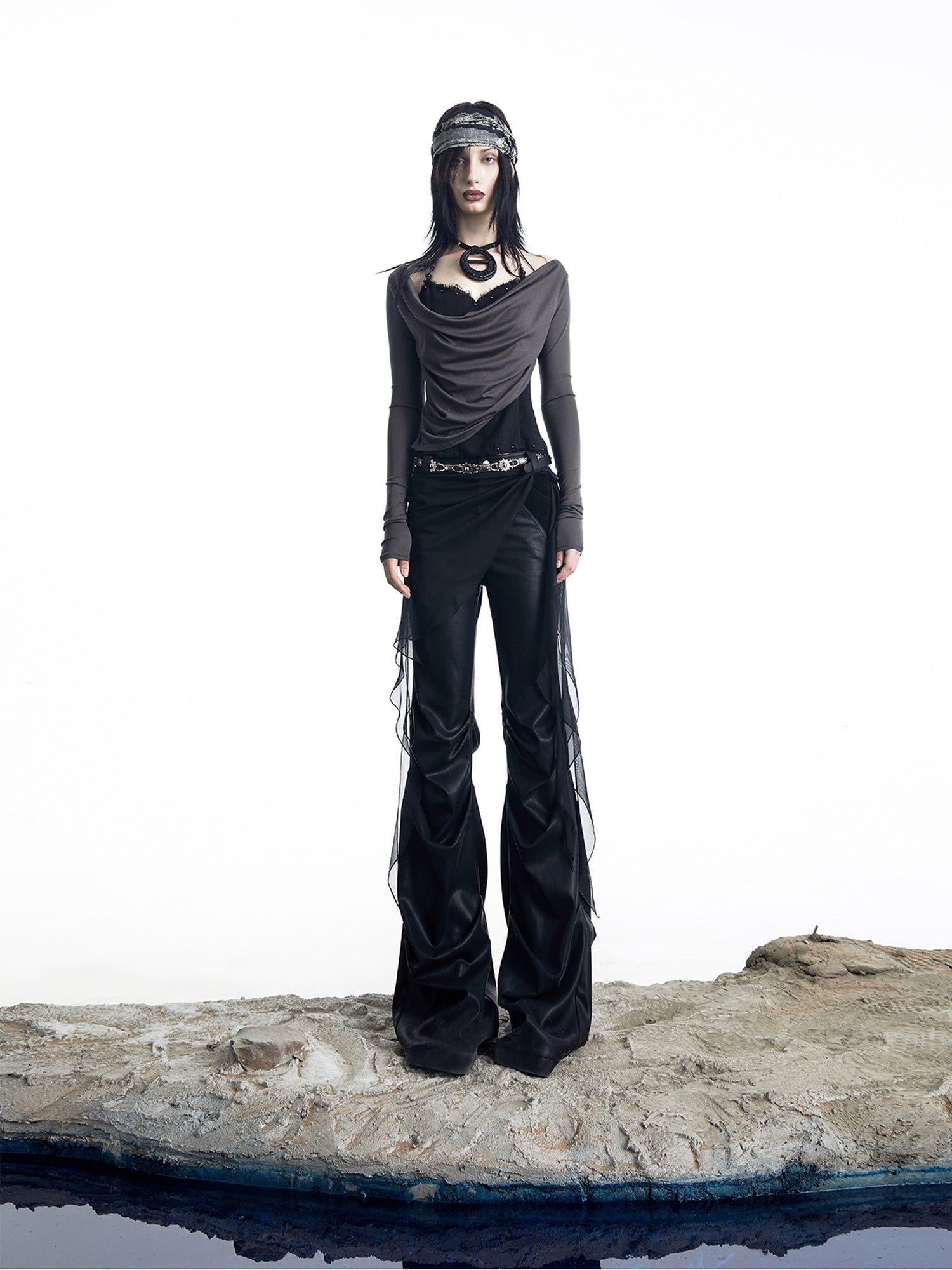 NORTH NODE Urban Nomad Pleated Slim Micro Flare Women&