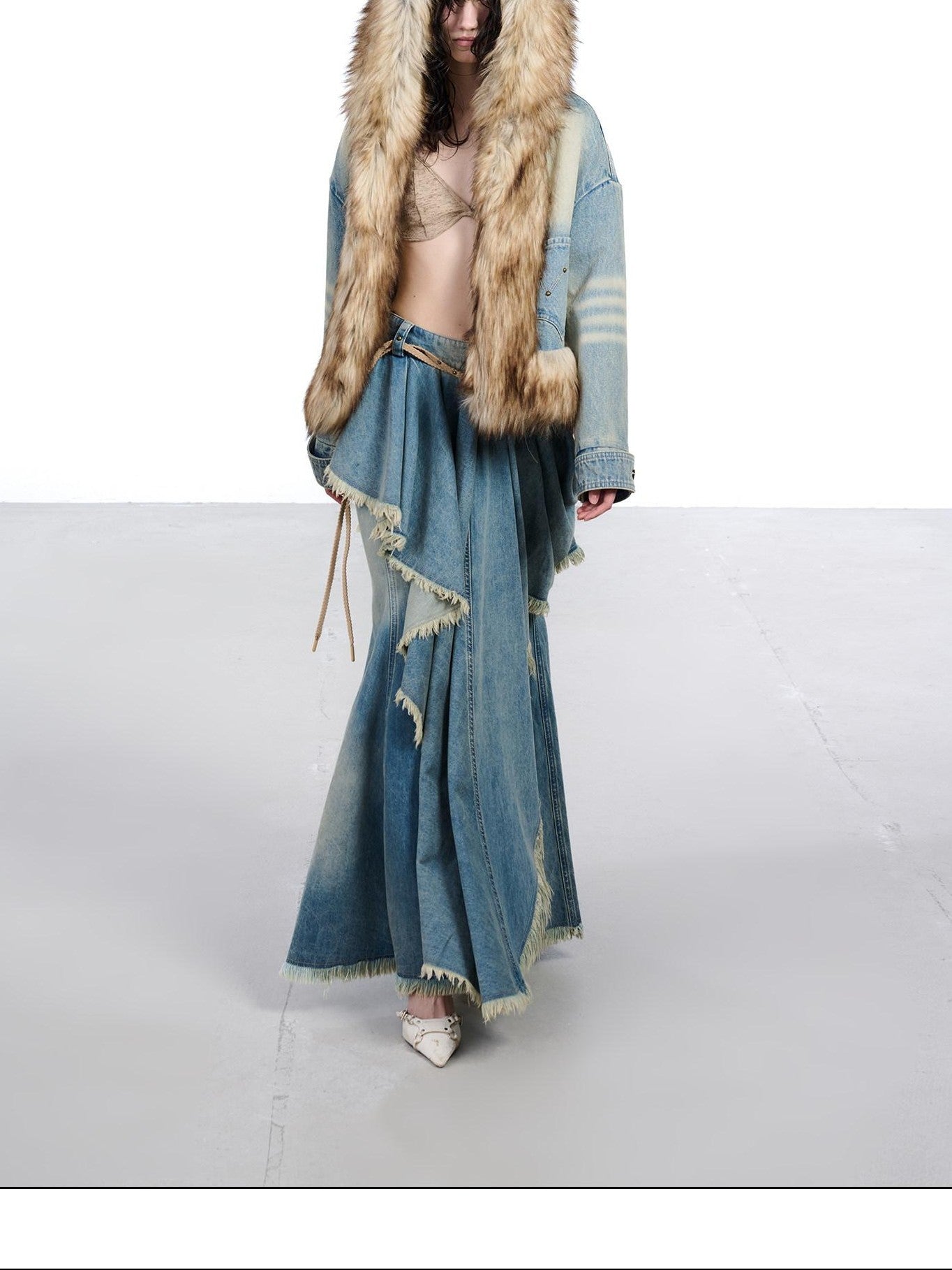 NORTH NODE Vintage Blue Washed Distressed Asymmetrical Raw Hem Women&