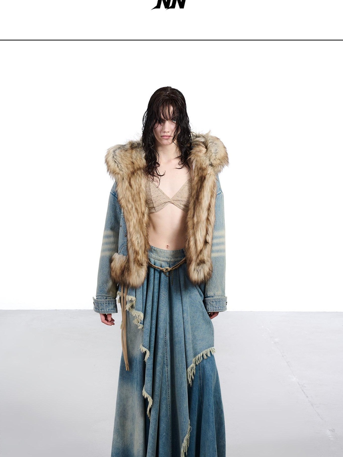 NORTH NODE Vintage Blue Washed Distressed Asymmetrical Raw Hem Women&