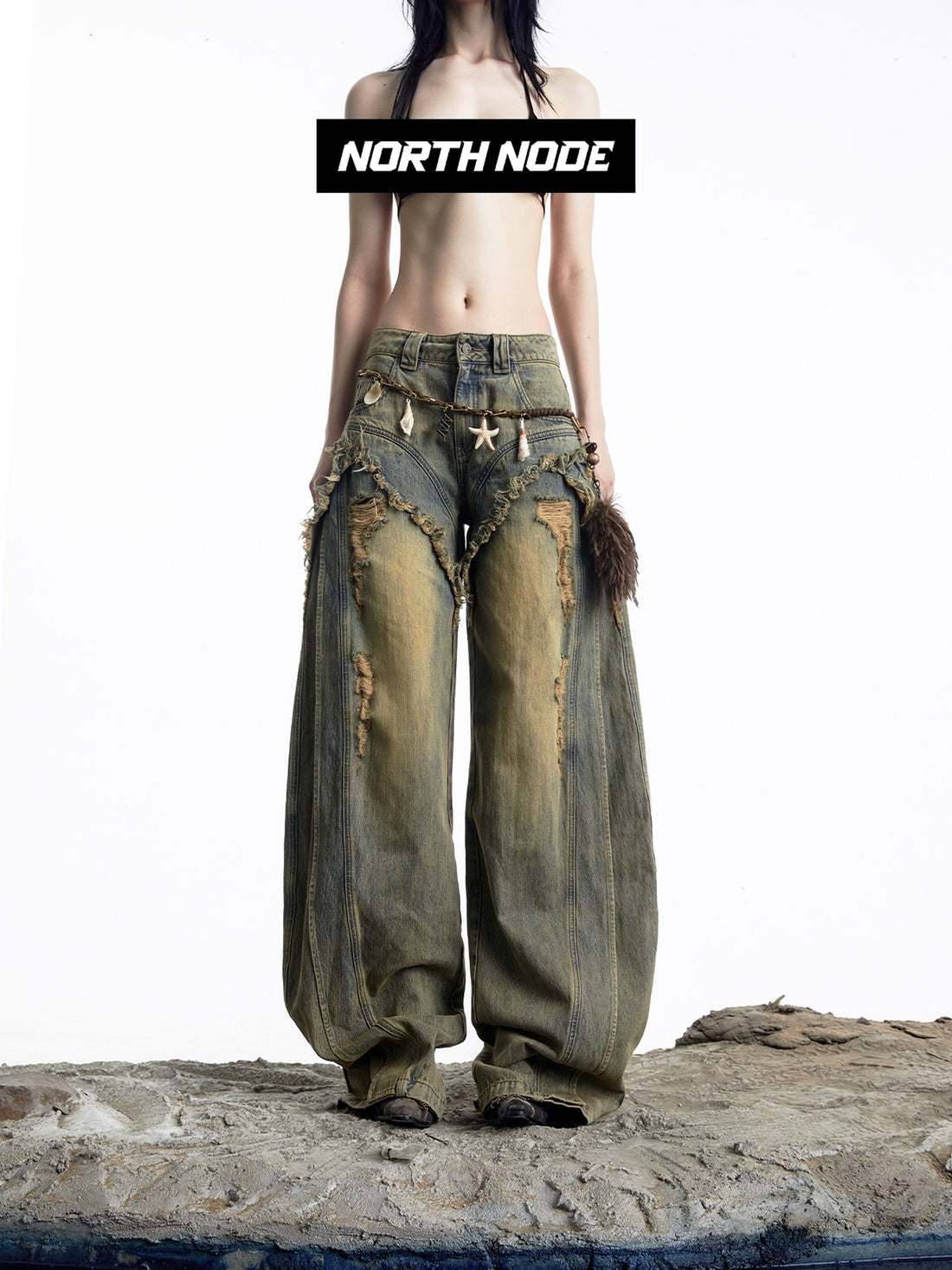 NORTH NODE Vintage Blue Washed Distressed Raw Hem Ripped Women&