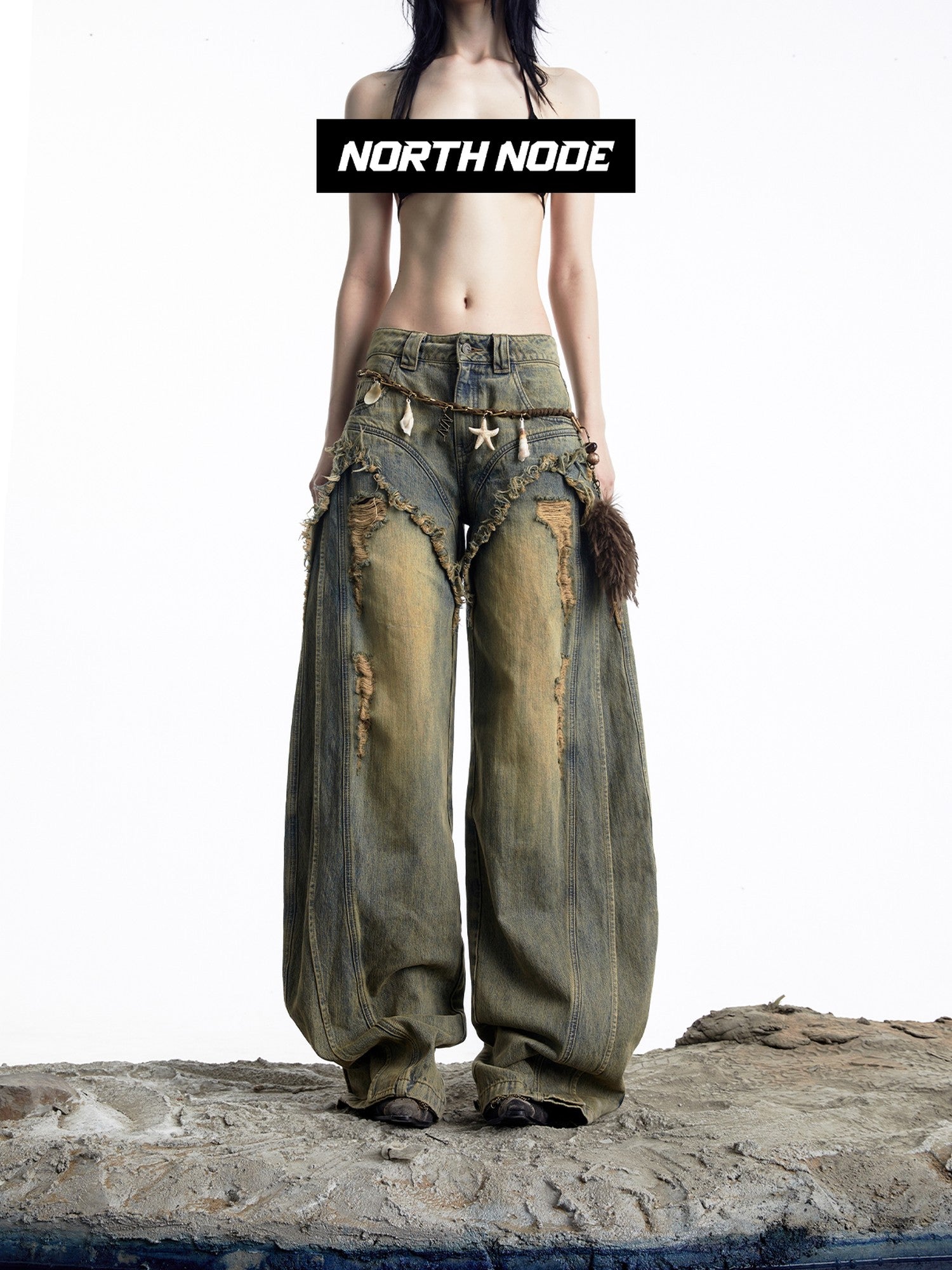 NORTH NODE Vintage Blue Washed Distressed Raw Hem Ripped Women&