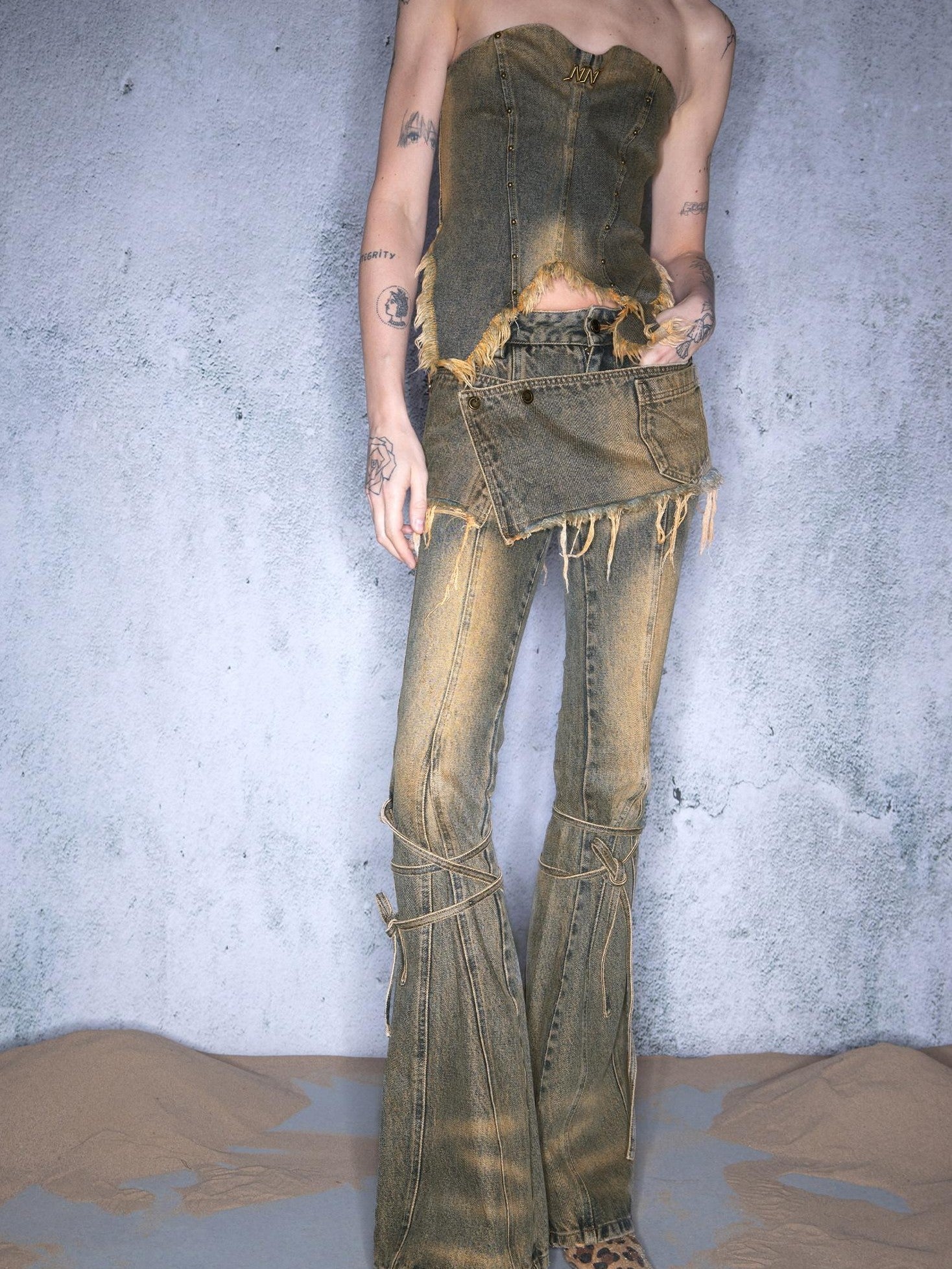 NORTH NODE Vintage Distressed Wash Tie Waist Skort Women&