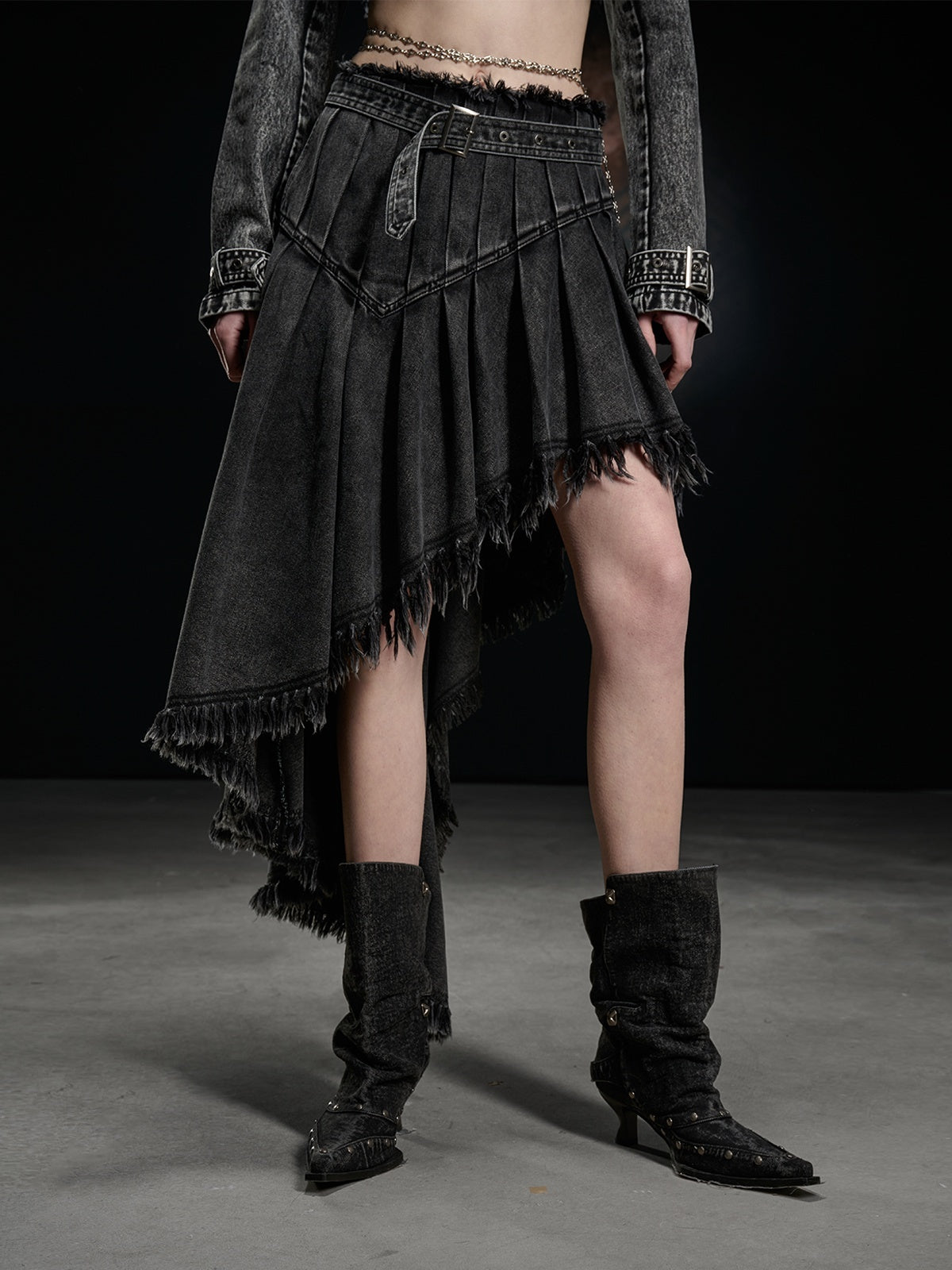 NORTH_NODE_Washed_Distressed_Asymmetric_Frayed_Hem_Women&
