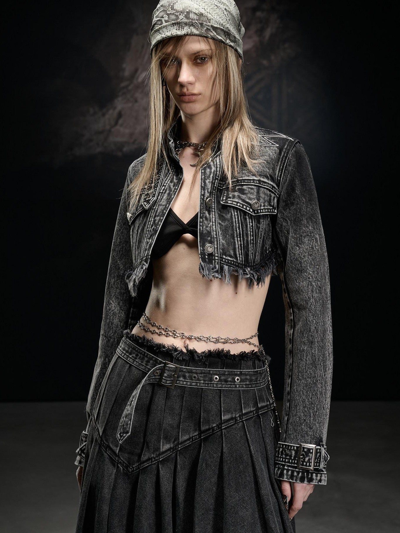 NORTH NODE Washed Distressed Cropped Stand Collar Flap Pocket Women&