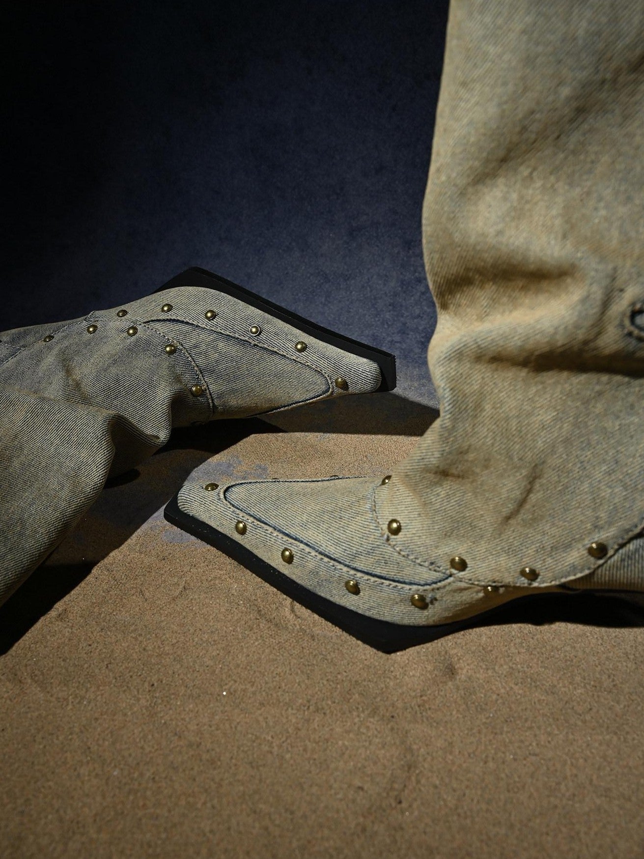 NORTH NODE Washed Distressed Studded Pointed Toe Western Punk Women&