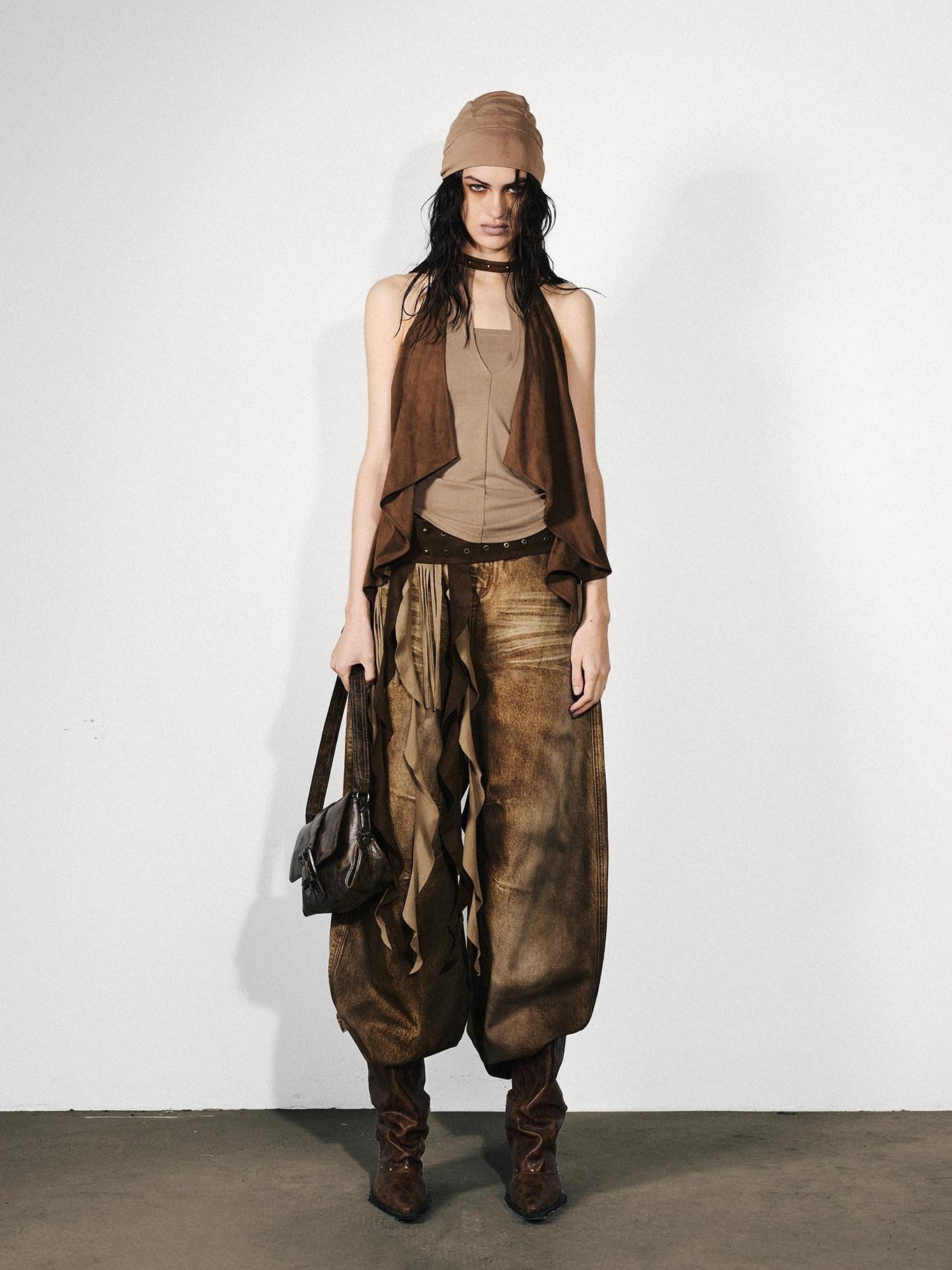 NORTH NODE Washed Distressed Whisker Curved Cut Women&