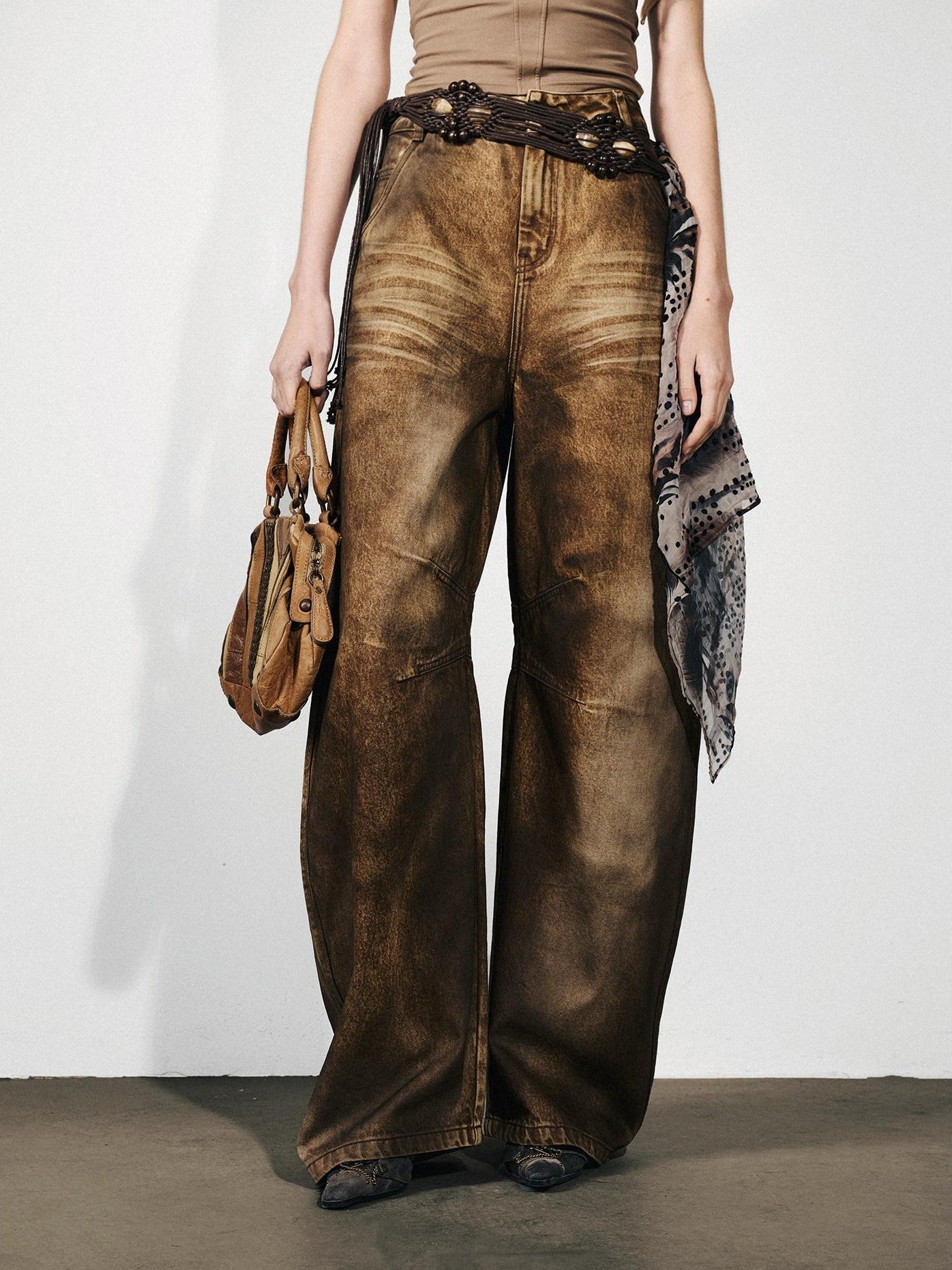 NORTH NODE Washed Distressed Whisker Curved Cut Women&