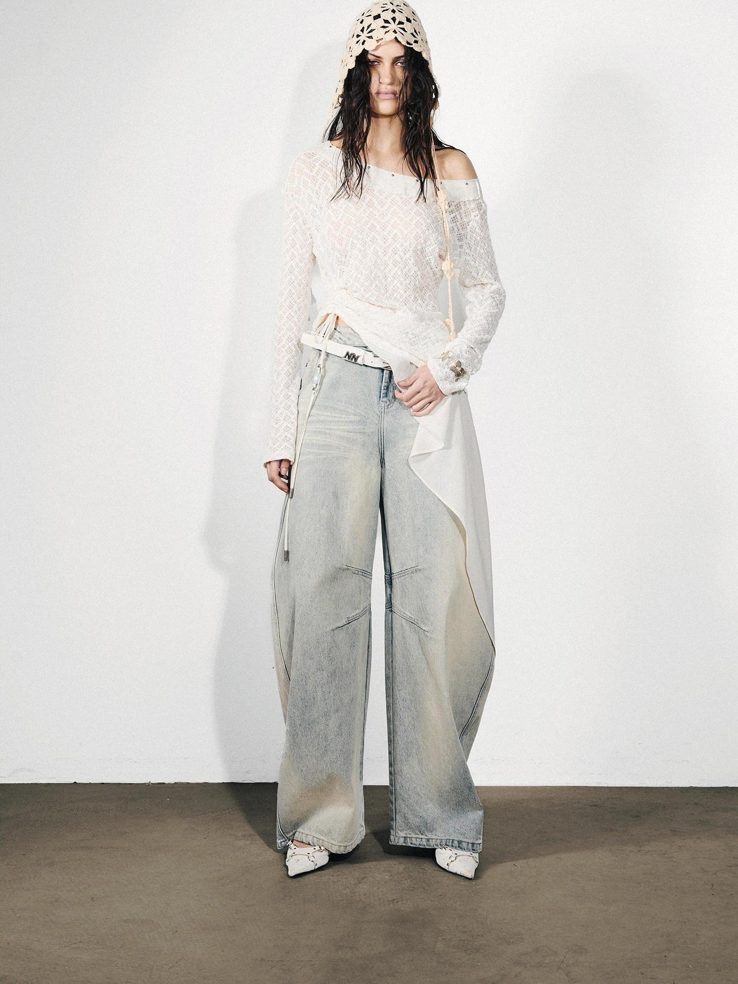NORTH NODE Washed Distressed Whisker Curved Cut Women&