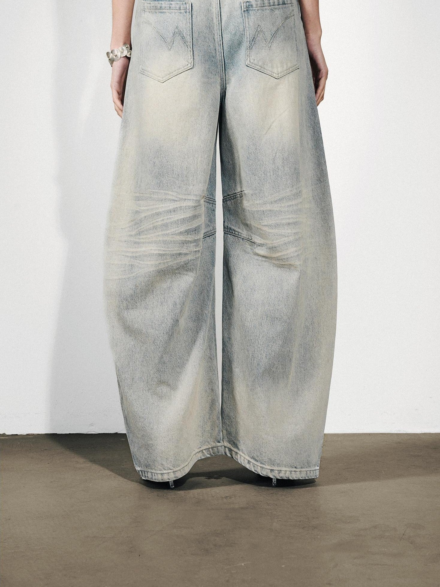 NORTH NODE Washed Distressed Whisker Curved Cut Women&