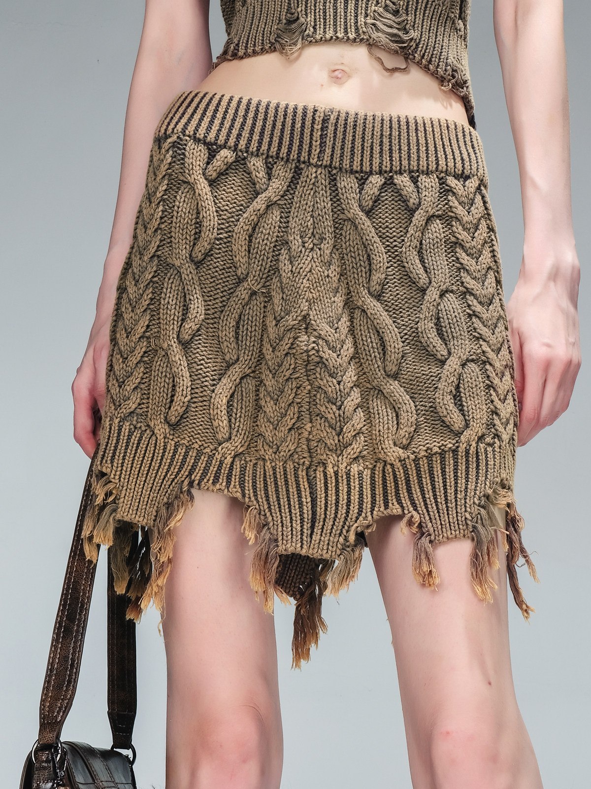 NORTH_NODE_Washed_Vintage_Distressed_Cable_Knit_Women&