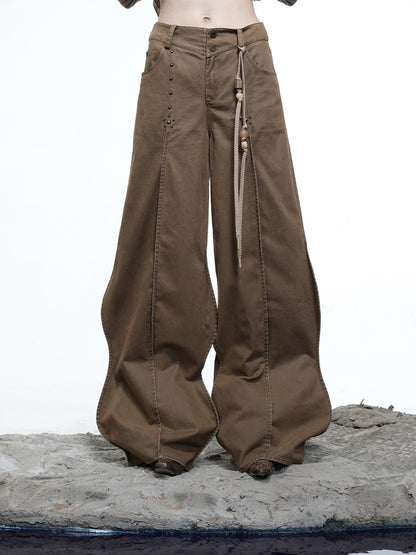 NORTH_NODE_Wavy_Rivet_Embellished_Wave_Hem_Relaxed_Fit_Women&