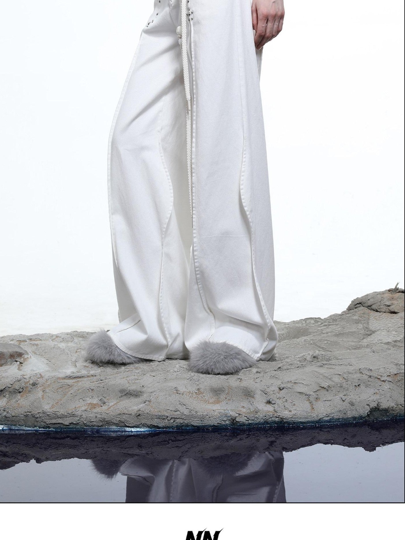 NORTH NODE Wavy Rivet Embellished Wave Hem Relaxed Fit Women&