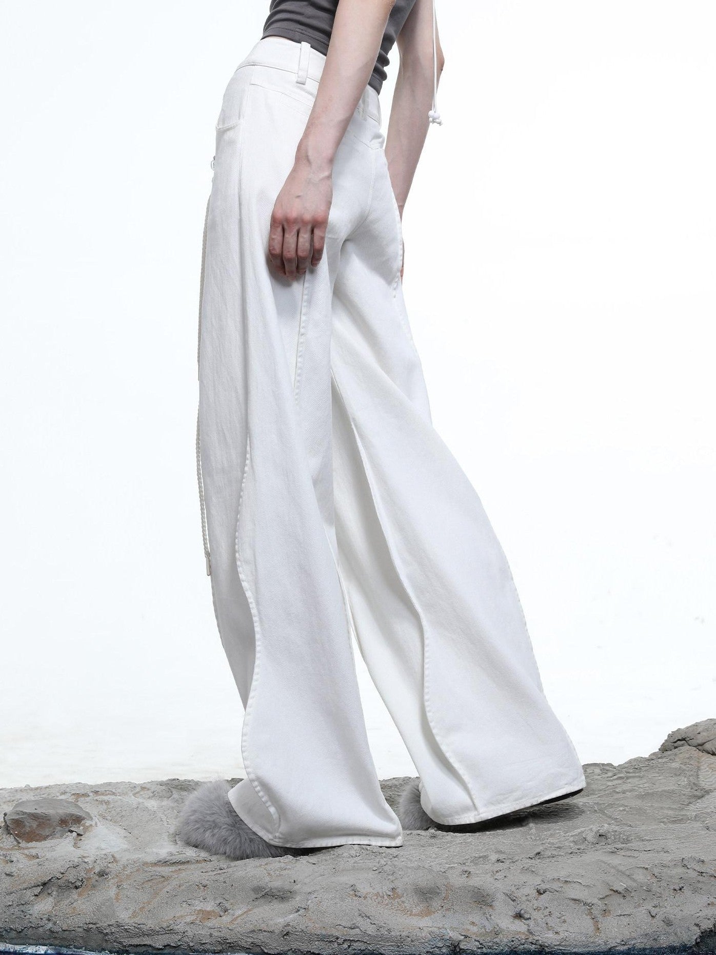 NORTH NODE Wavy Rivet Embellished Wave Hem Relaxed Fit Women&