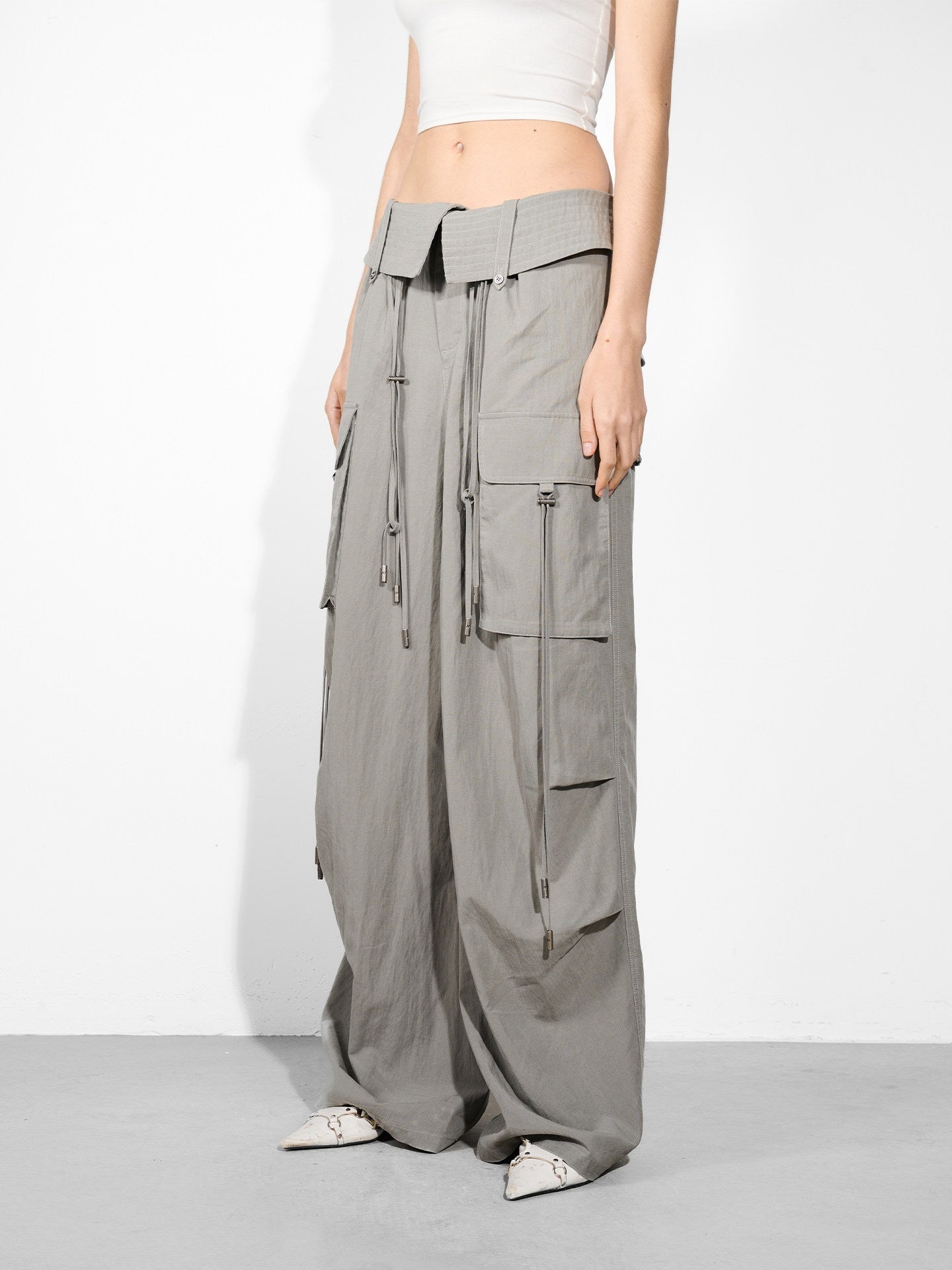 NORTH_NODE_Wide_Leg_Turnover_Waist_Paratrooper_Utility_Women&