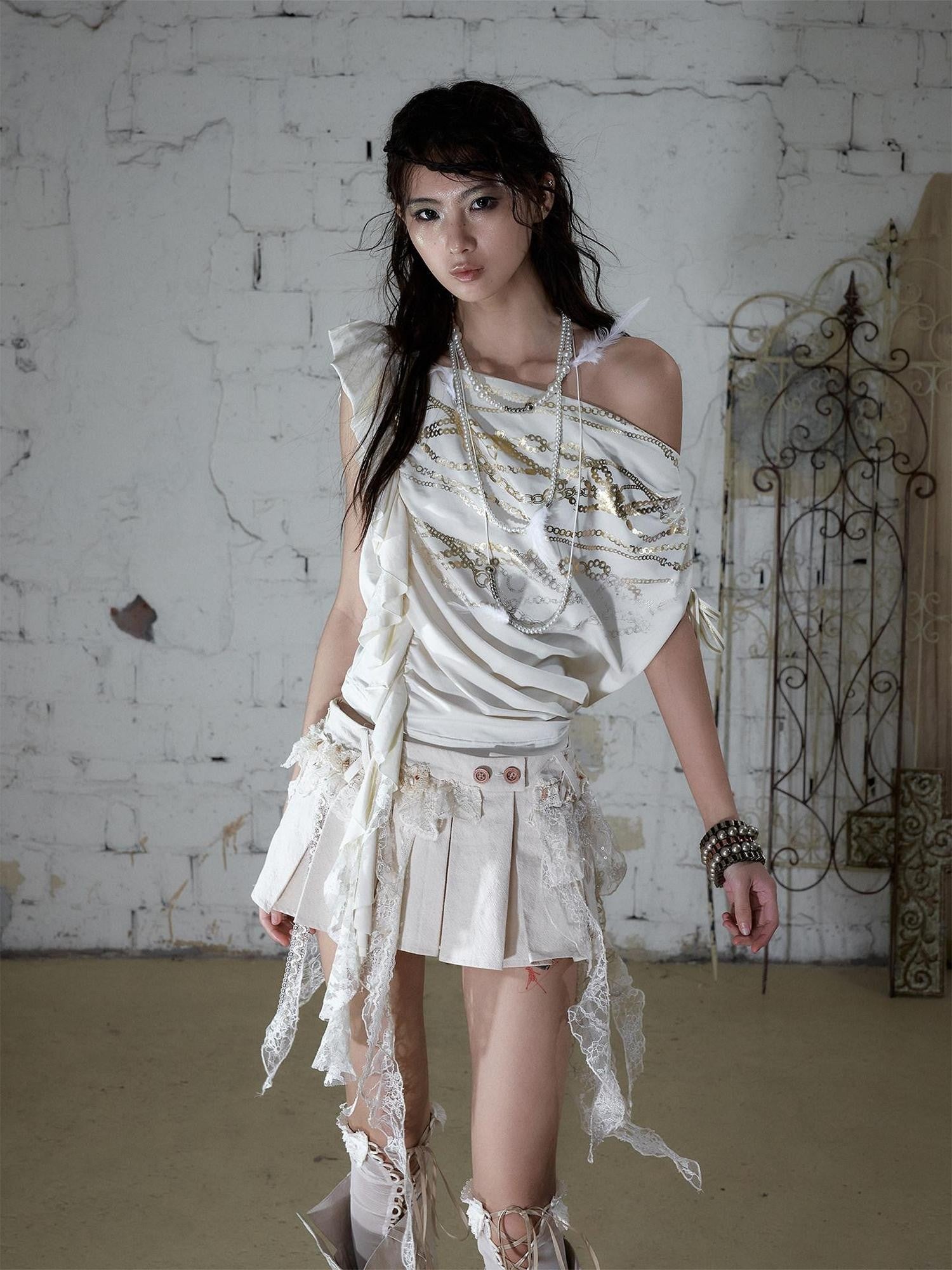 NO ROMANCE Apricot Ruffle Asymmetric Foil Chain Print Women&