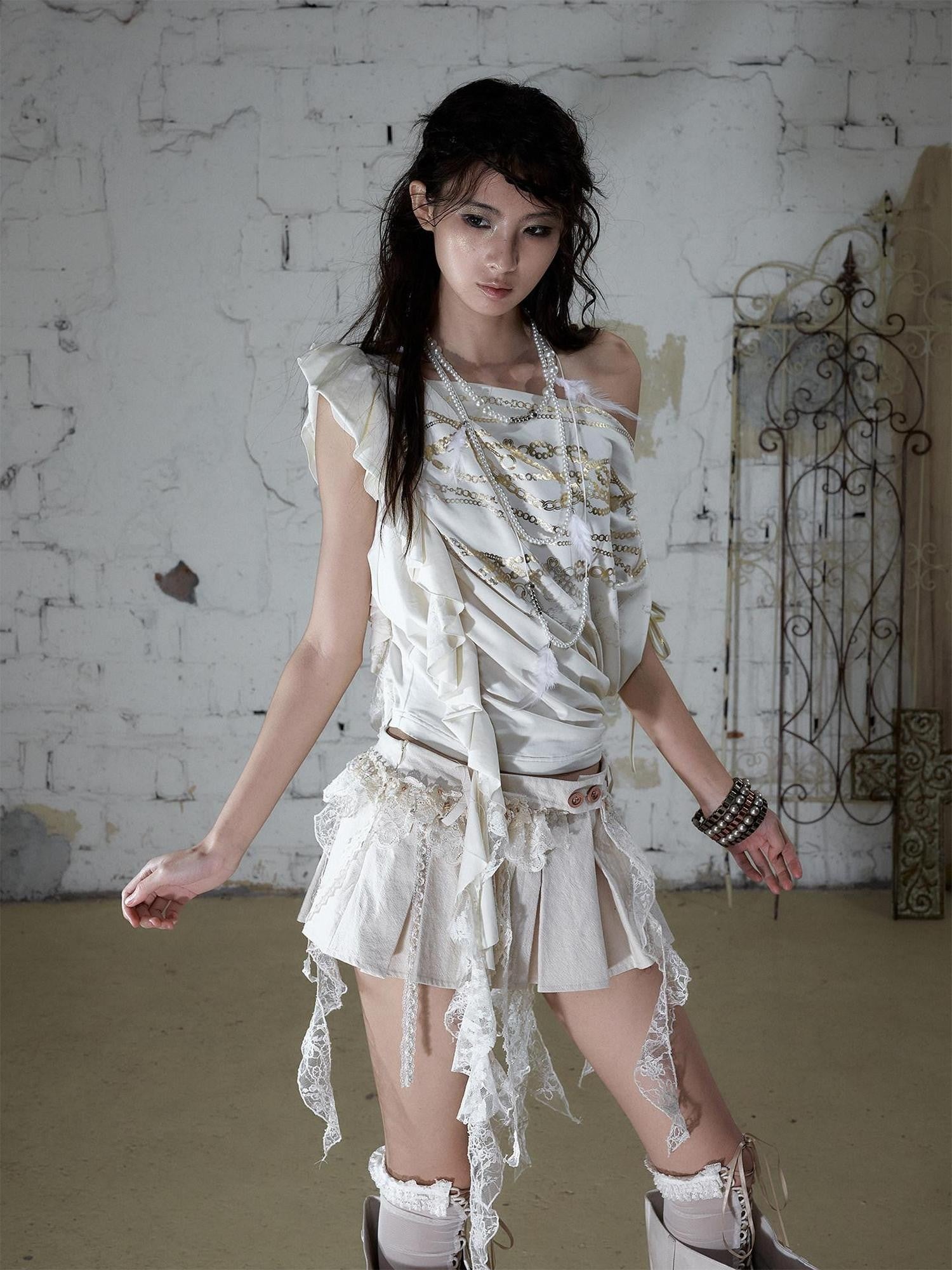 NO ROMANCE Apricot Ruffle Asymmetric Foil Chain Print Women&