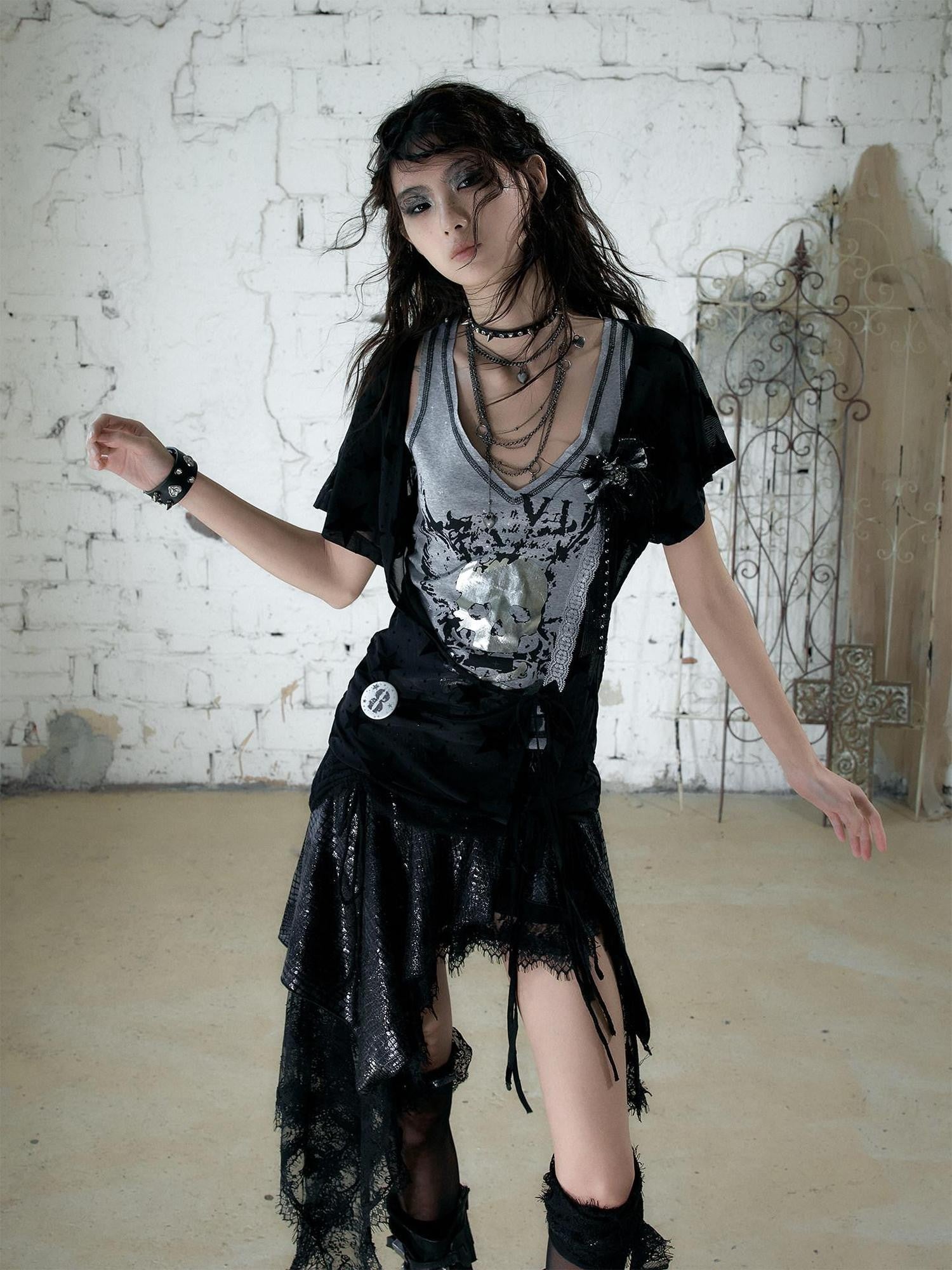 NO ROMANCE Asymmetrical Sleeve Printed Punk Striped Women&