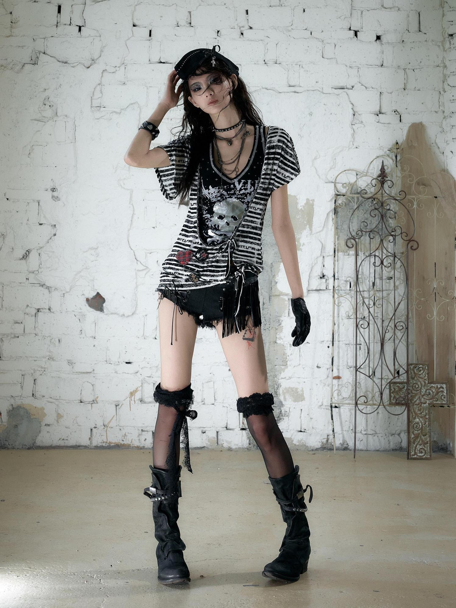 NO ROMANCE Asymmetrical Sleeve Printed Punk Striped Women&
