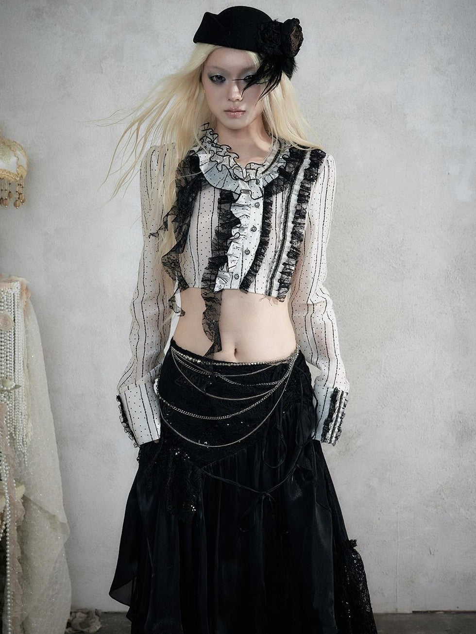 NO ROMANCE Baroque English Court Lace Equestrian Top Hat Women&