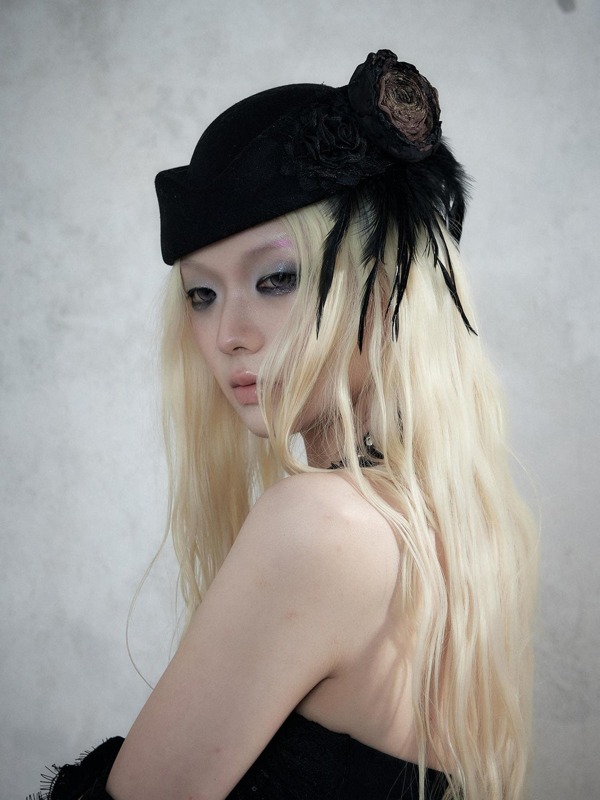 NO ROMANCE Baroque English Court Lace Equestrian Top Hat Women&
