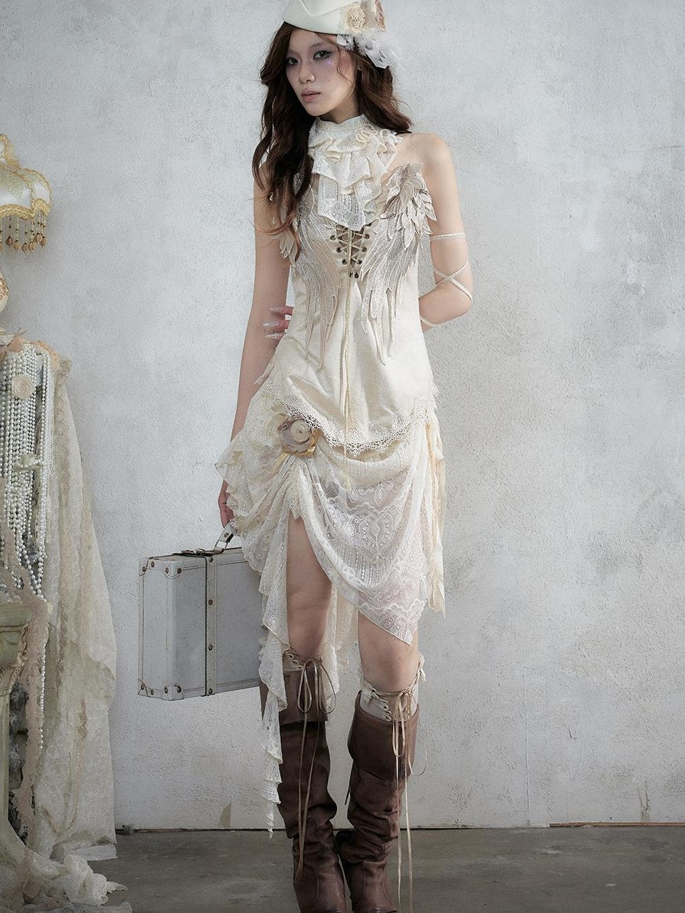NO ROMANCE Baroque English Court Lace Equestrian Top Hat Women&