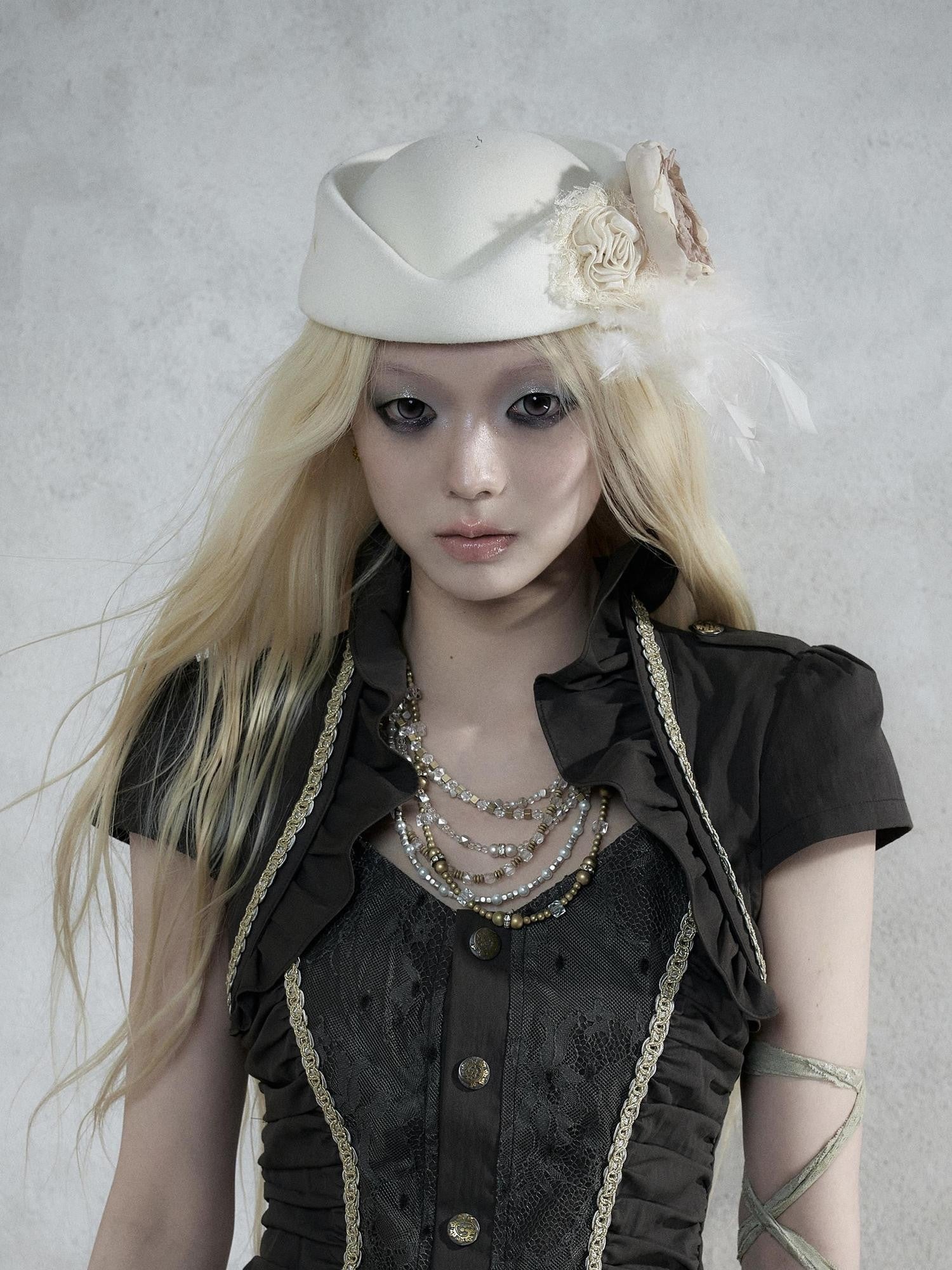 NO ROMANCE Baroque English Court Lace Equestrian Top Hat Women&