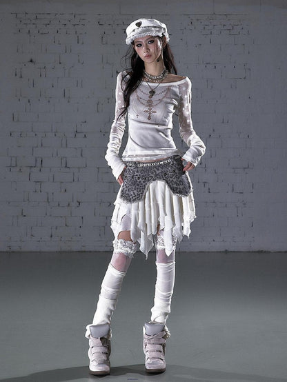 NO ROMANCE Baroque Flocked Reversible Wing Embroidered Slim Women&