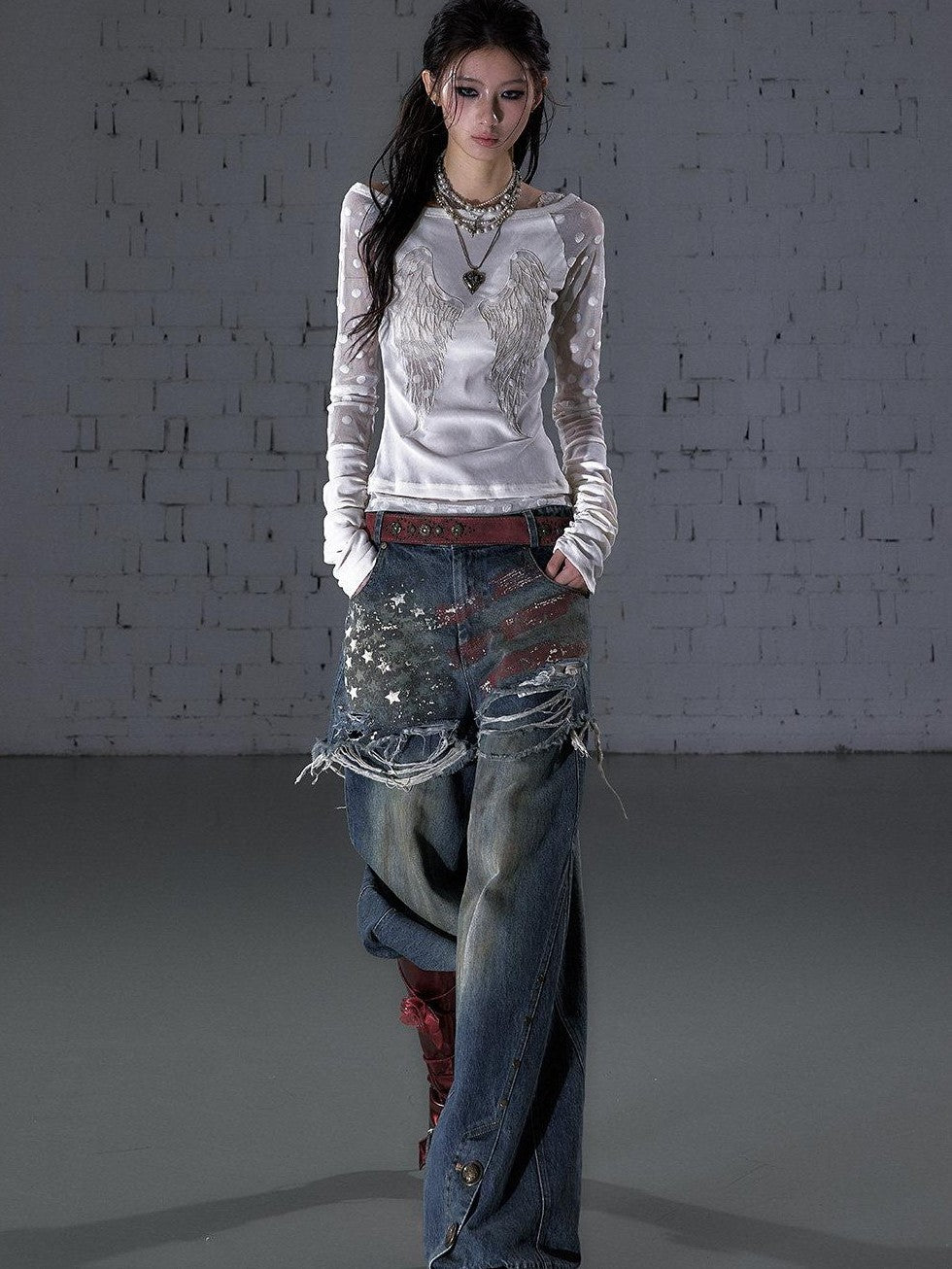 NO ROMANCE Baroque Flocked Reversible Wing Embroidered Slim Women&