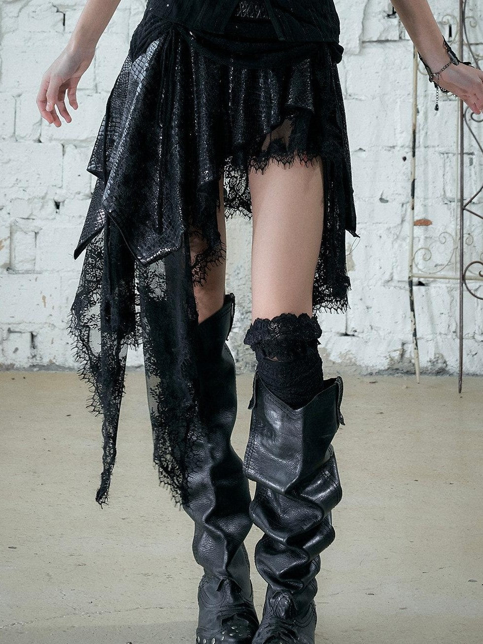 NO ROMANCE Baroque Punk Court Asymmetric Ruched Lace Spliced Velvet Women&