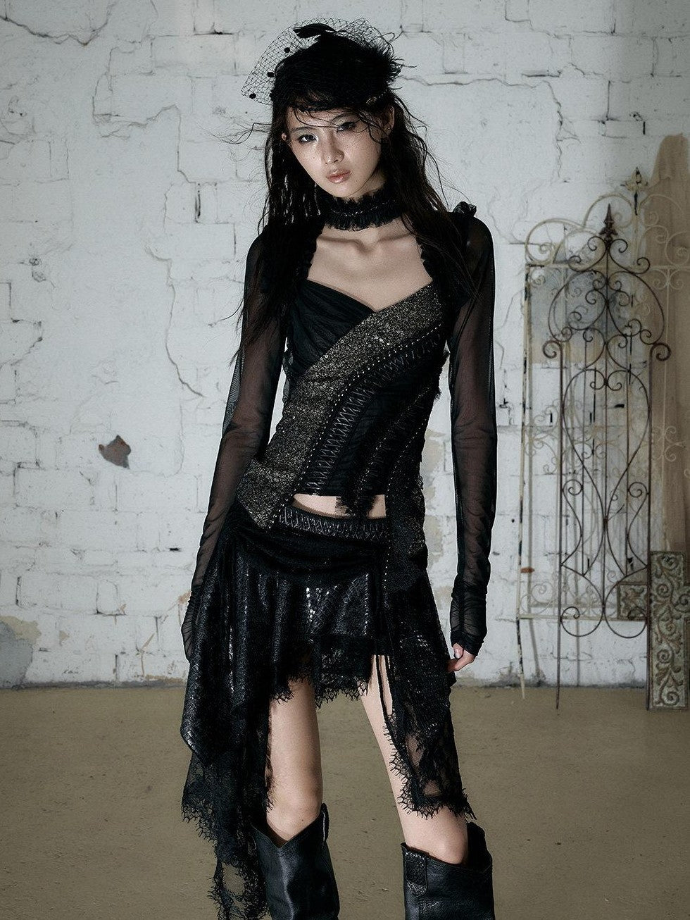 NO ROMANCE Baroque Punk Court Asymmetric Ruched Lace Spliced Velvet Women&
