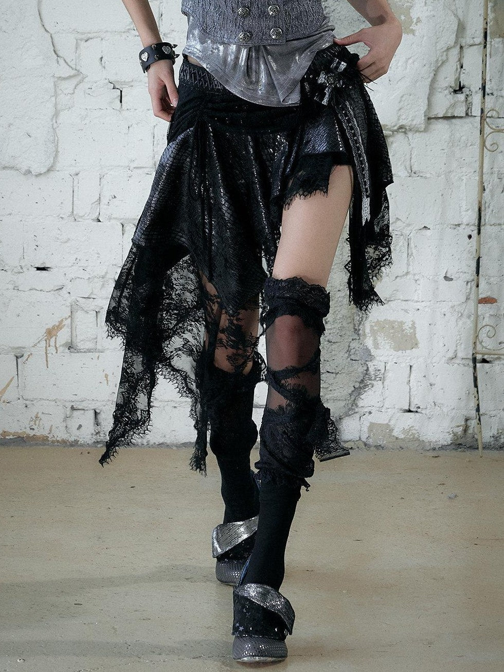 NO ROMANCE Baroque Punk Court Asymmetric Ruched Lace Spliced Velvet Women&