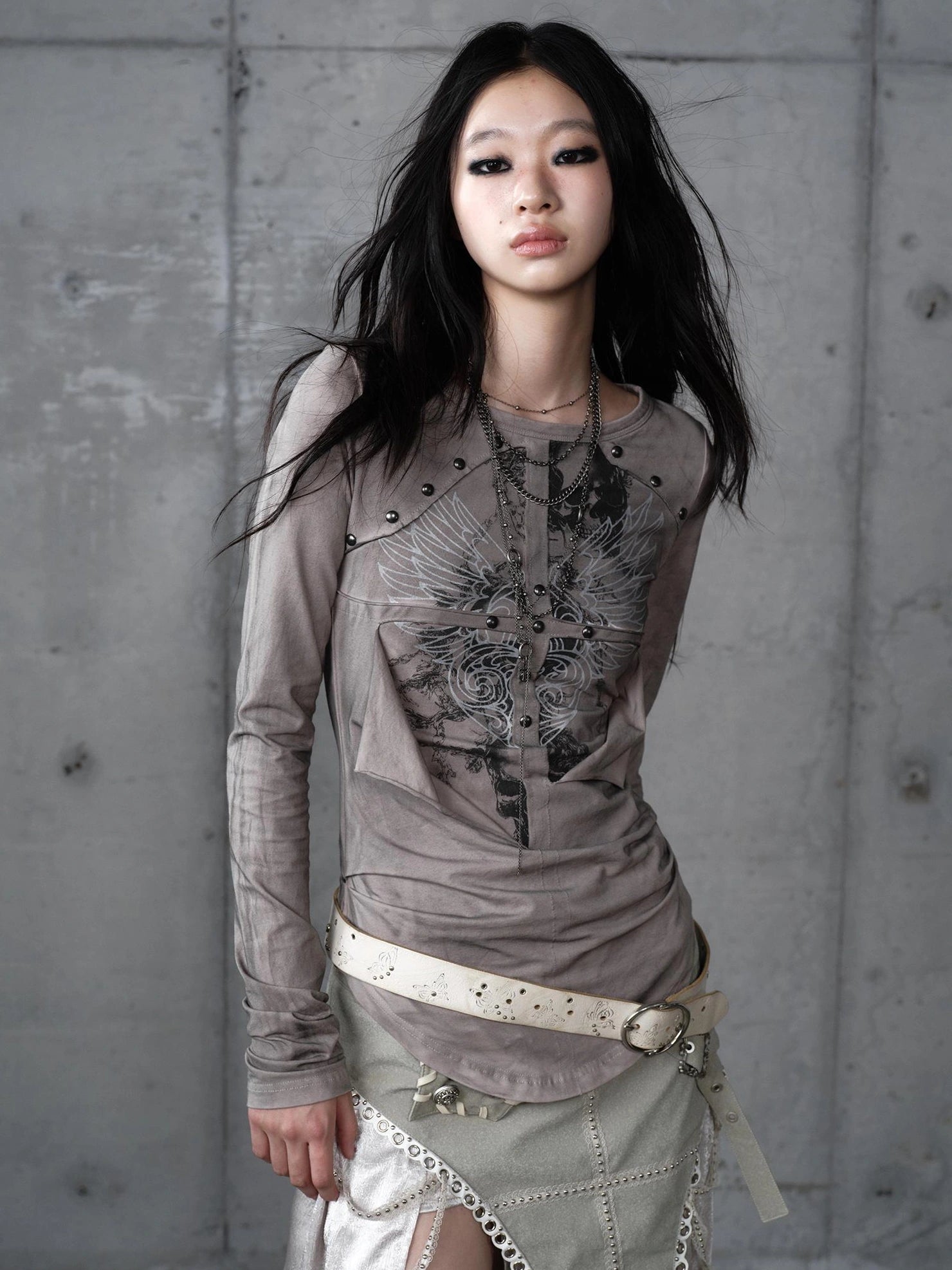 NO ROMANCE Distressed Graphic Punk Slim Fit Long Sleeve Crew Neck Women Gray Cotton T-Shirt