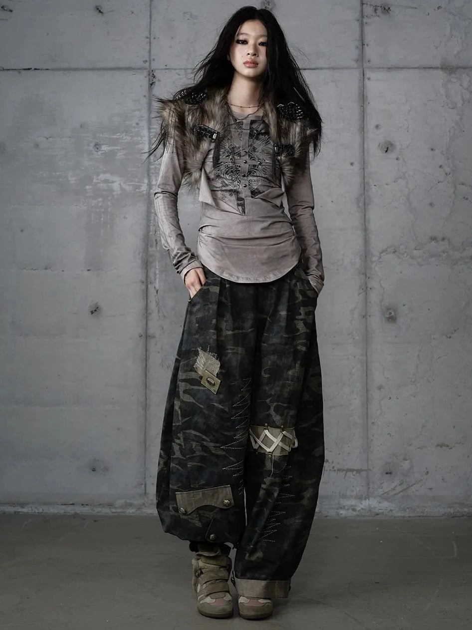 NO ROMANCE Distressed Graphic Punk Slim Fit Long Sleeve Crew Neck Women Gray Cotton T-Shirt