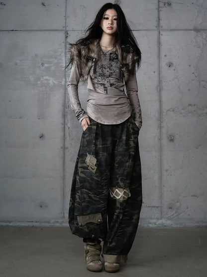 NO ROMANCE Distressed Graphic Punk Slim Fit Long Sleeve Crew Neck Women Gray Cotton T-Shirt