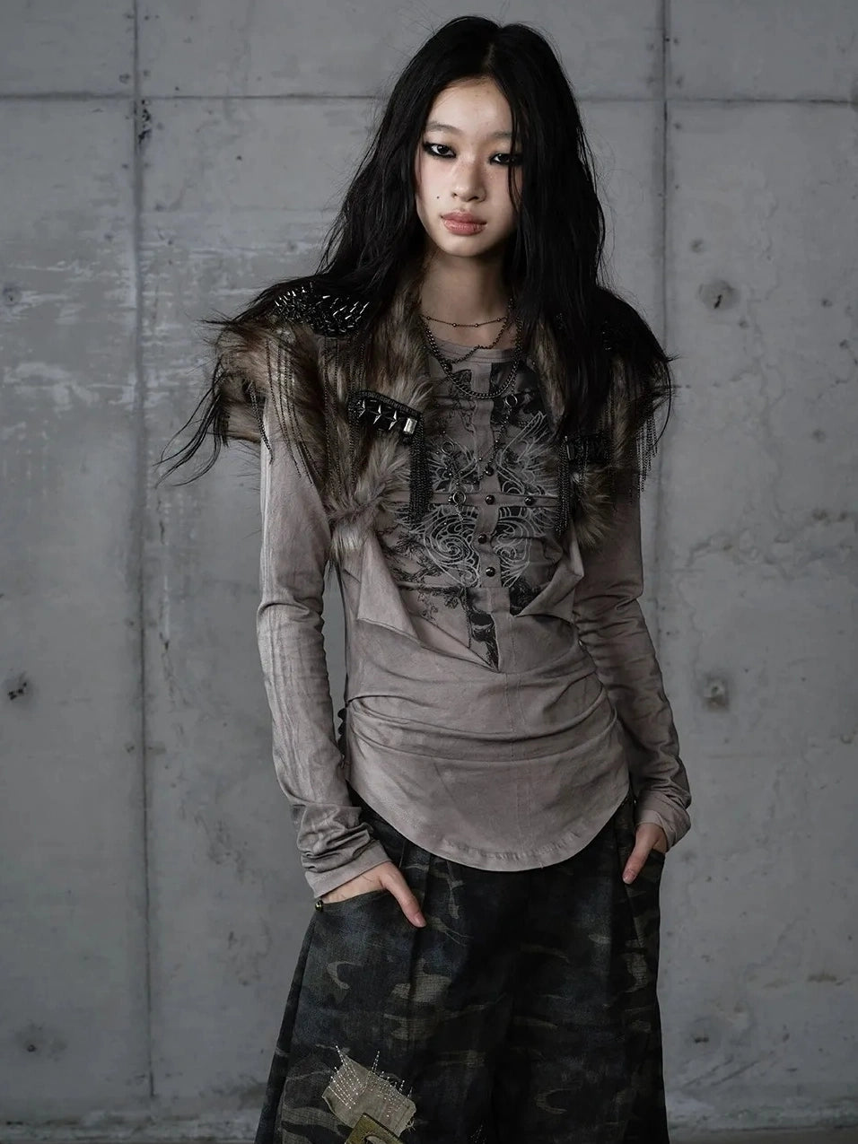 NO ROMANCE Distressed Graphic Punk Slim Fit Long Sleeve Crew Neck Women Gray Cotton T-Shirt