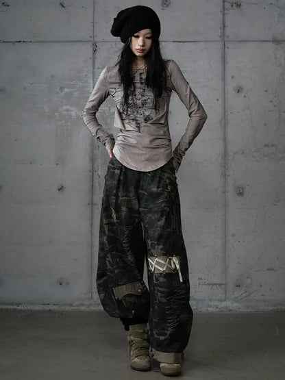 NO ROMANCE Distressed Graphic Punk Slim Fit Long Sleeve Crew Neck Women Gray Cotton T-Shirt