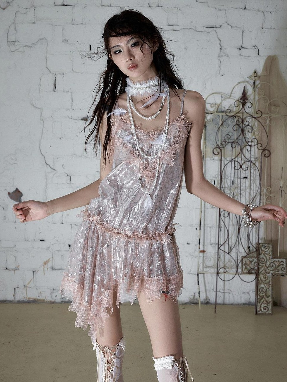 NO ROMANCE Dreamy Irregular Star Lace Drawstring Strappy Women&
