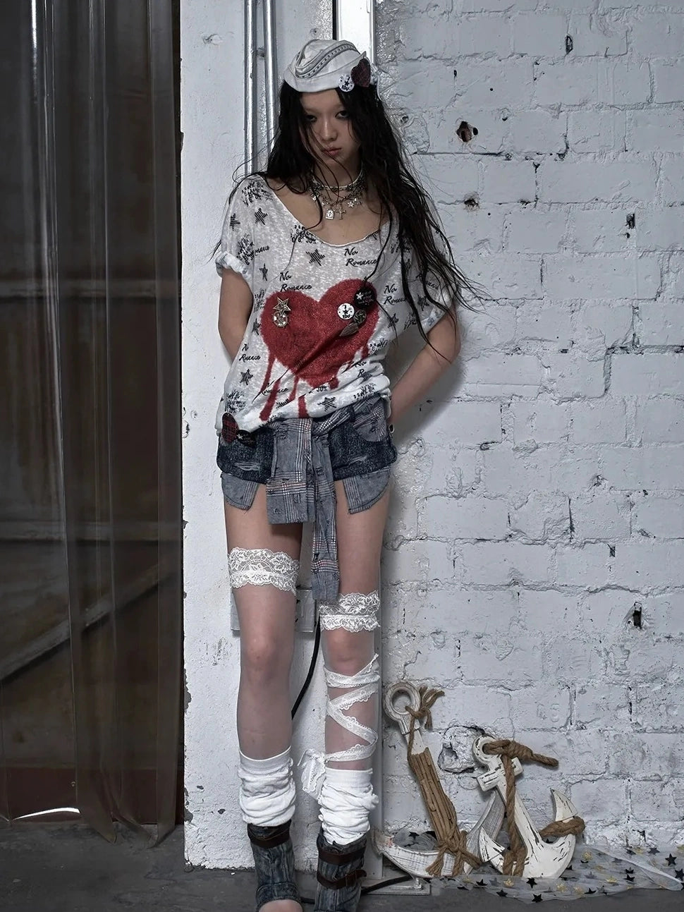 NO ROMANCE Flattering Slim Fit Natural Waist Snowflake Blue Original Design Women Short