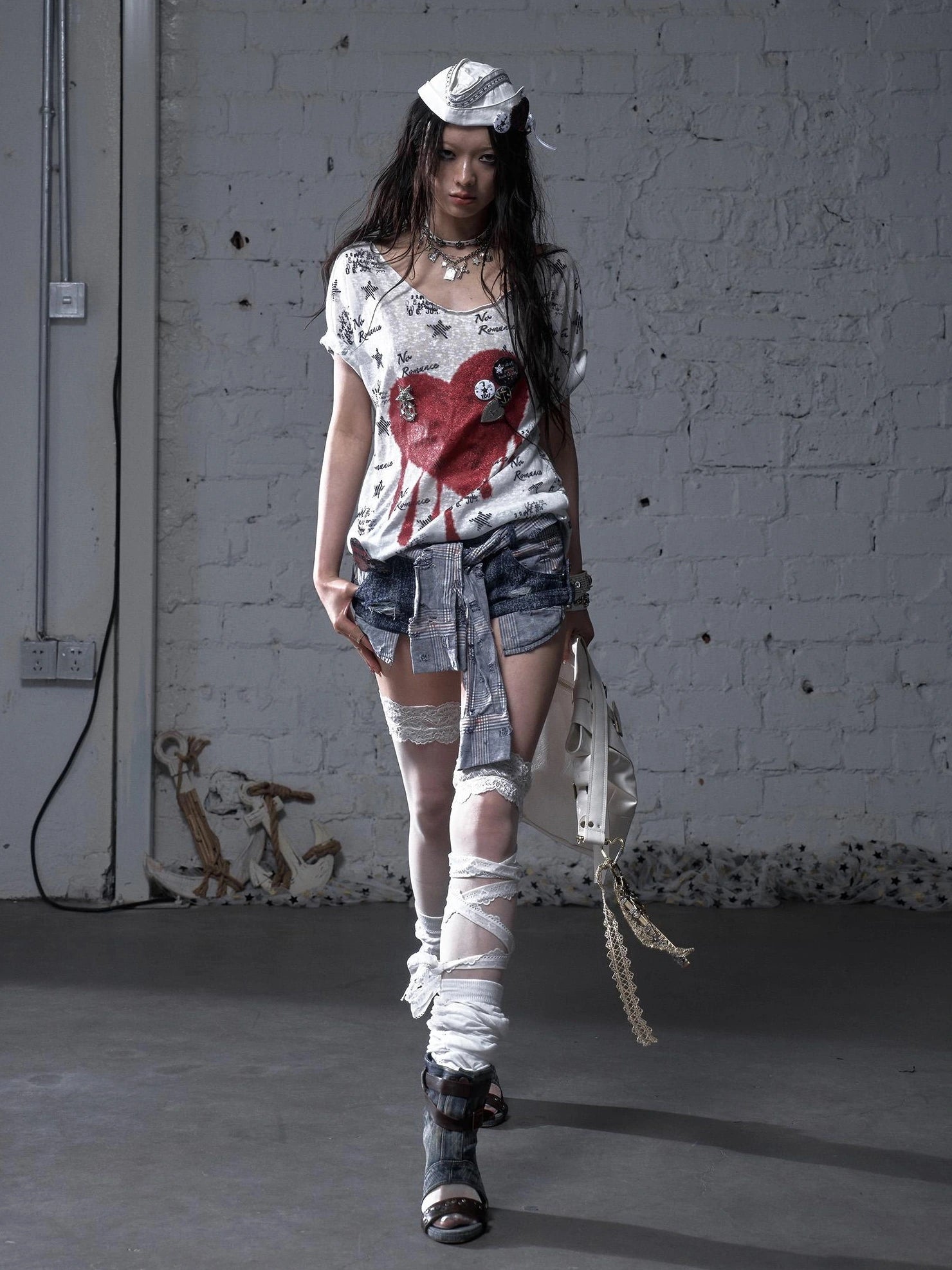 NO ROMANCE Flattering Slim Fit Natural Waist Snowflake Blue Original Design Women Short